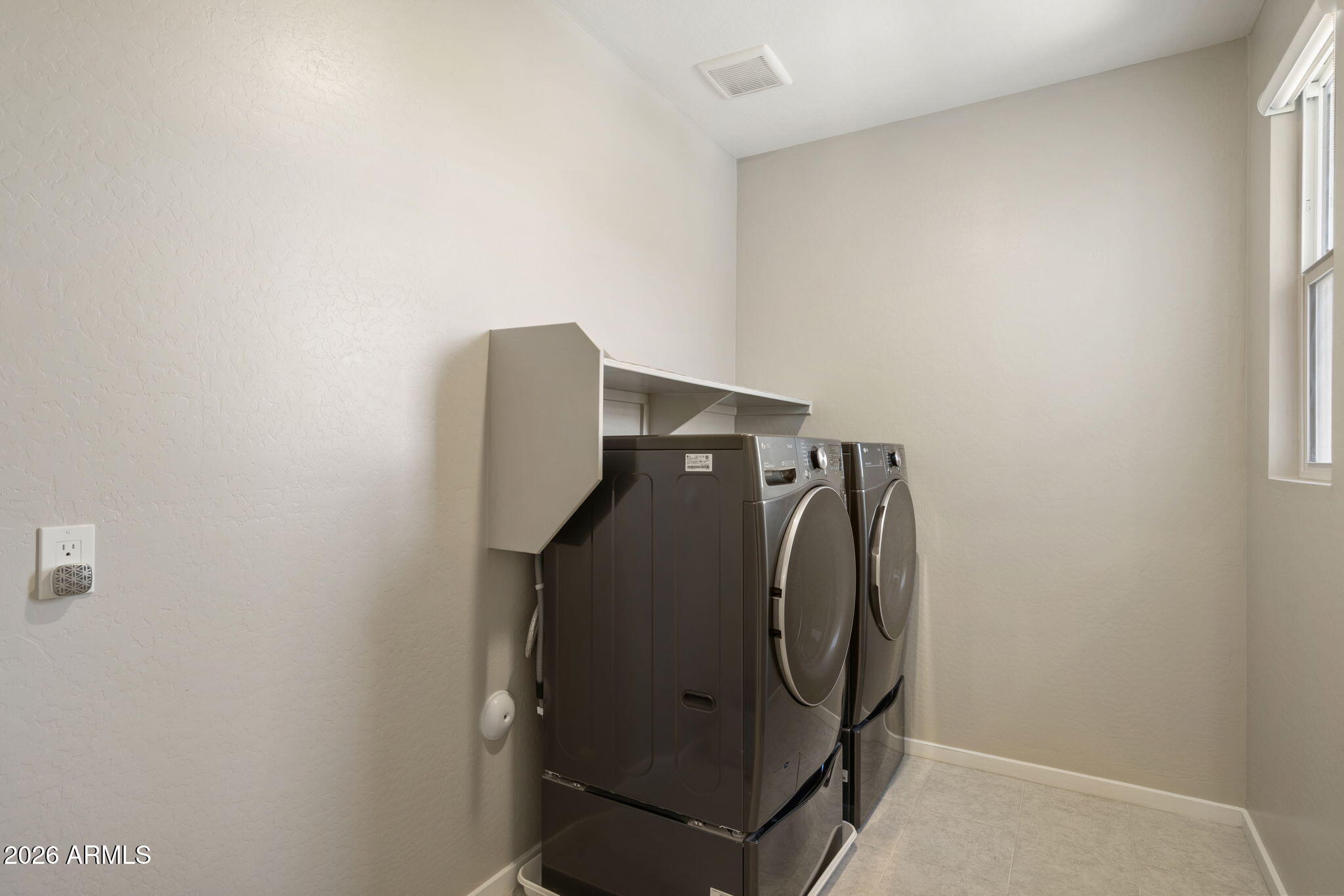 2762 S Comanche Drive