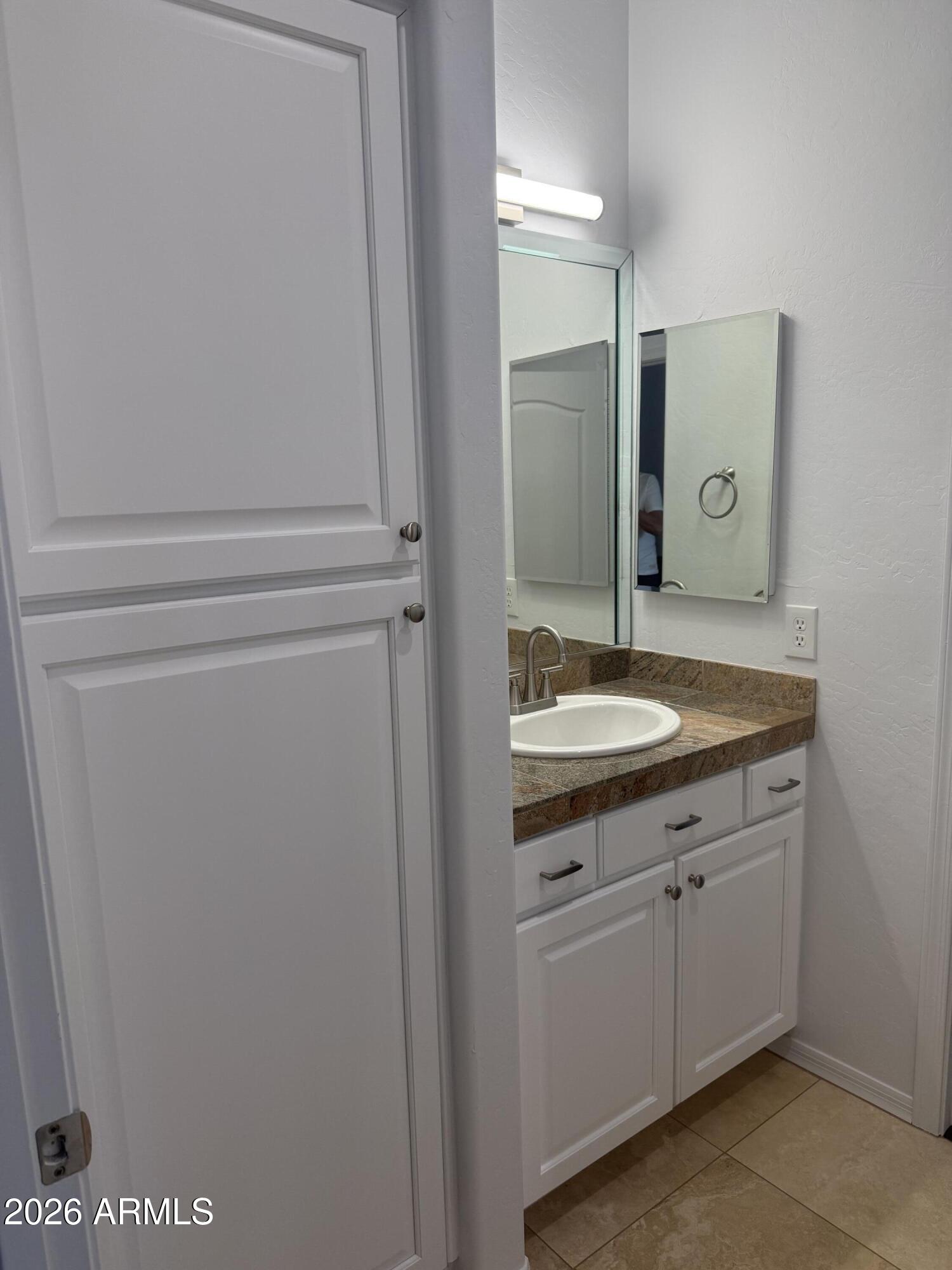 17025 E LA MONTANA Drive 123