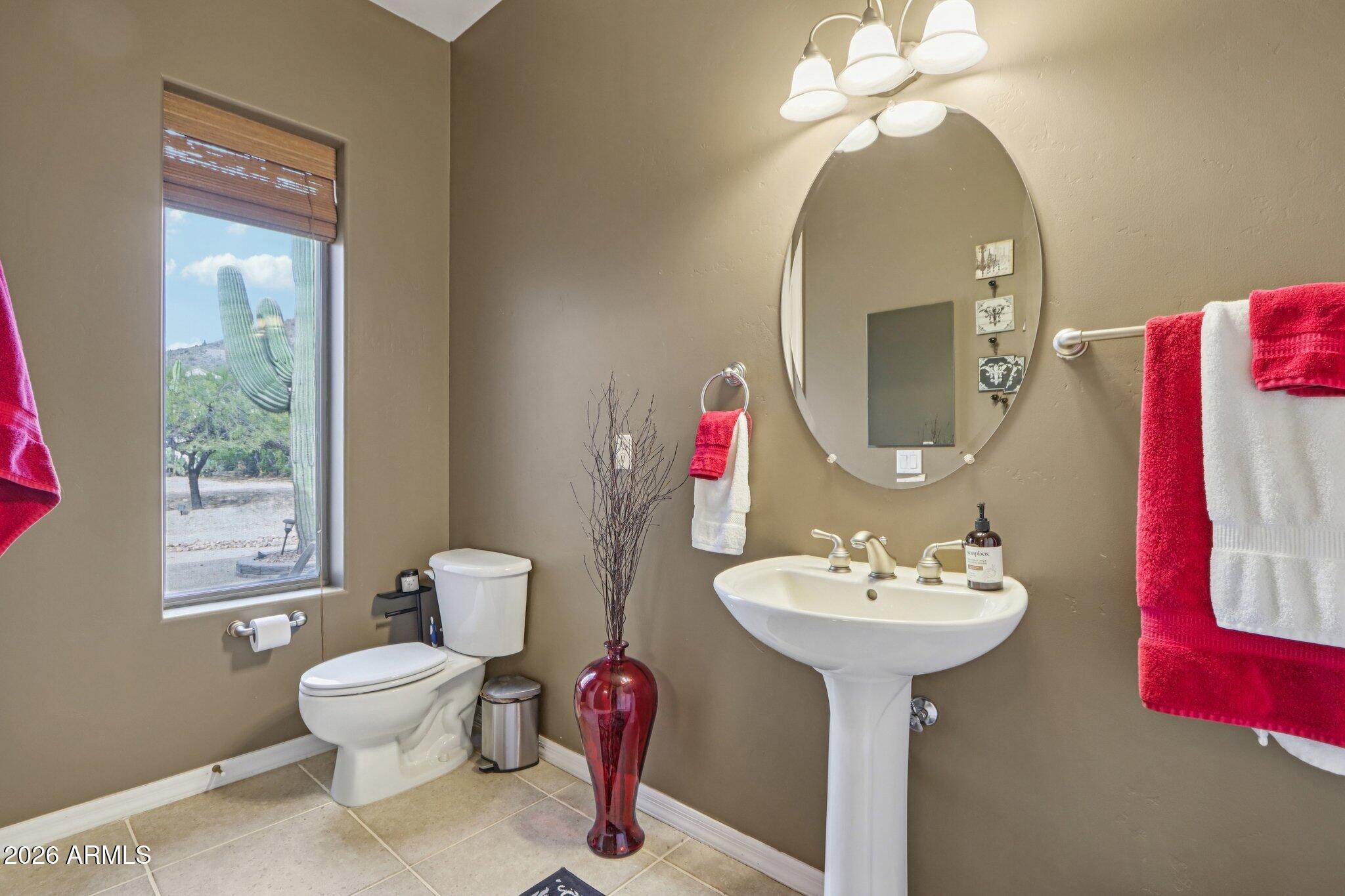 3019 W CARRIAGE Drive