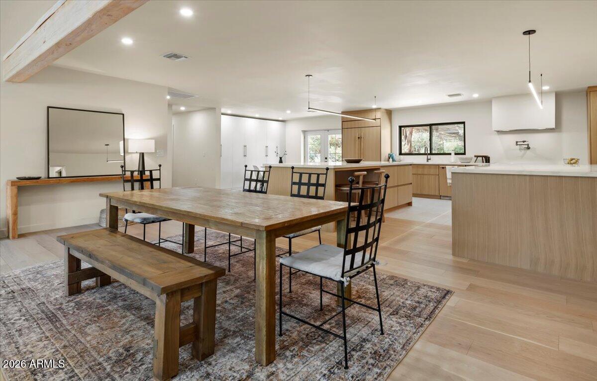 4035 E MCDONALD Drive