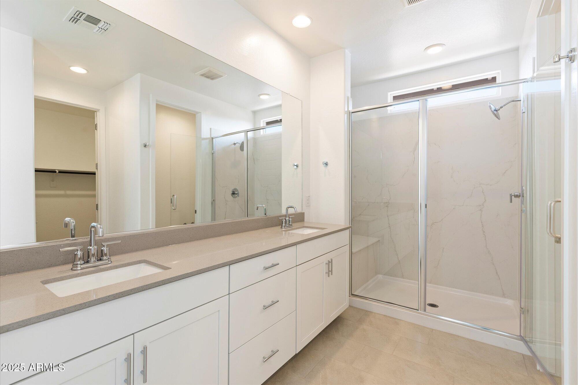 16677 W CHARLOTTE Drive