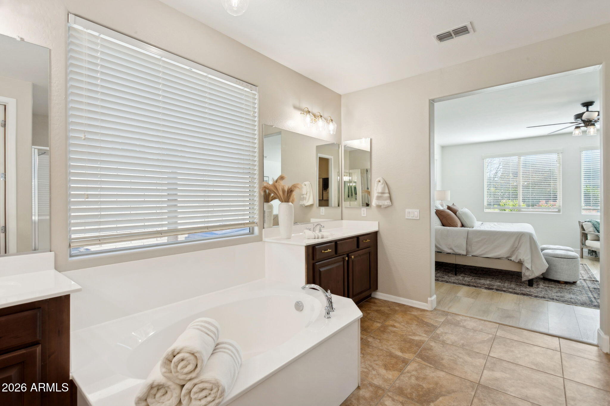 10723 E Deawalter Avenue