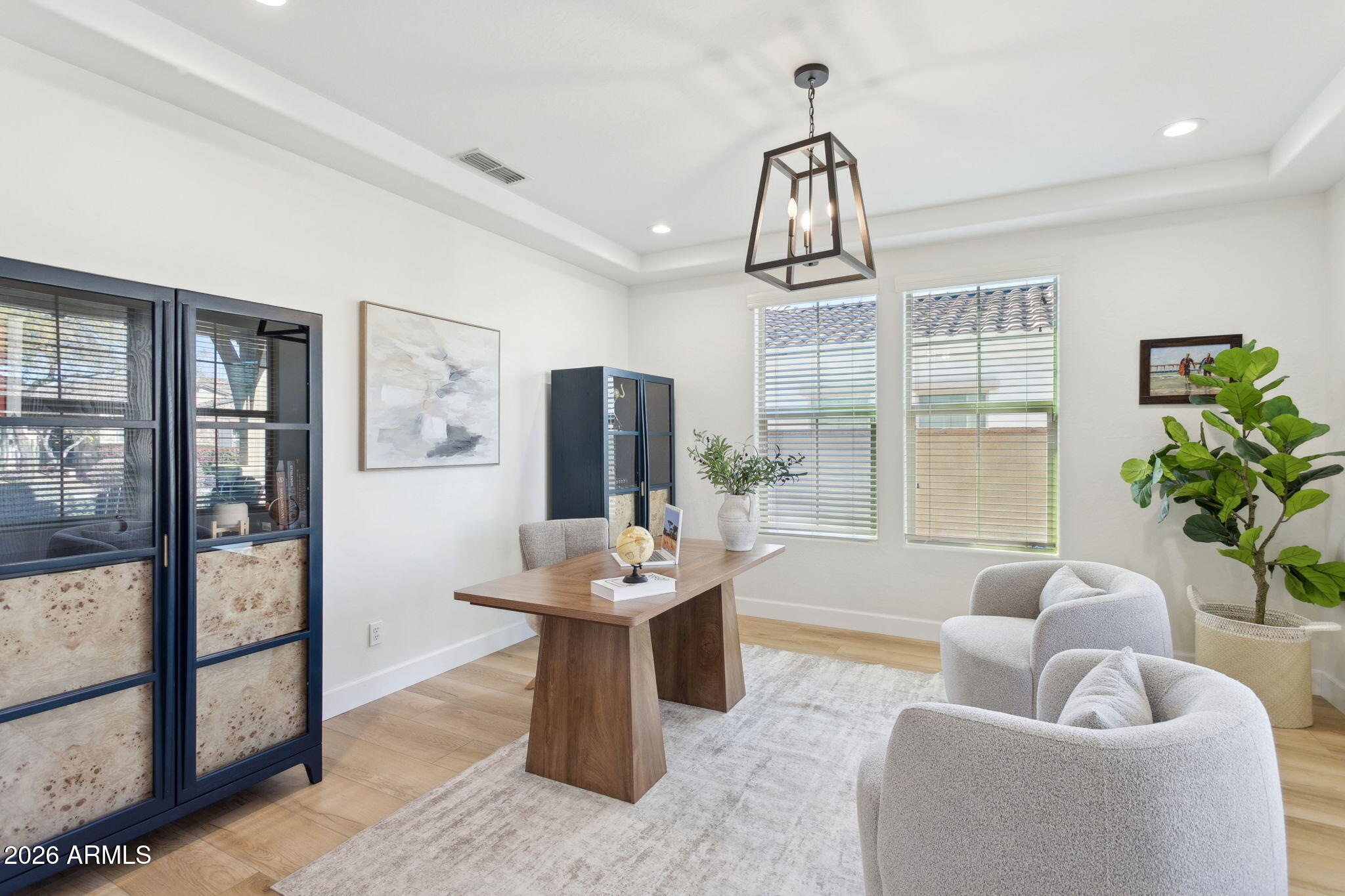 10723 E Deawalter Avenue