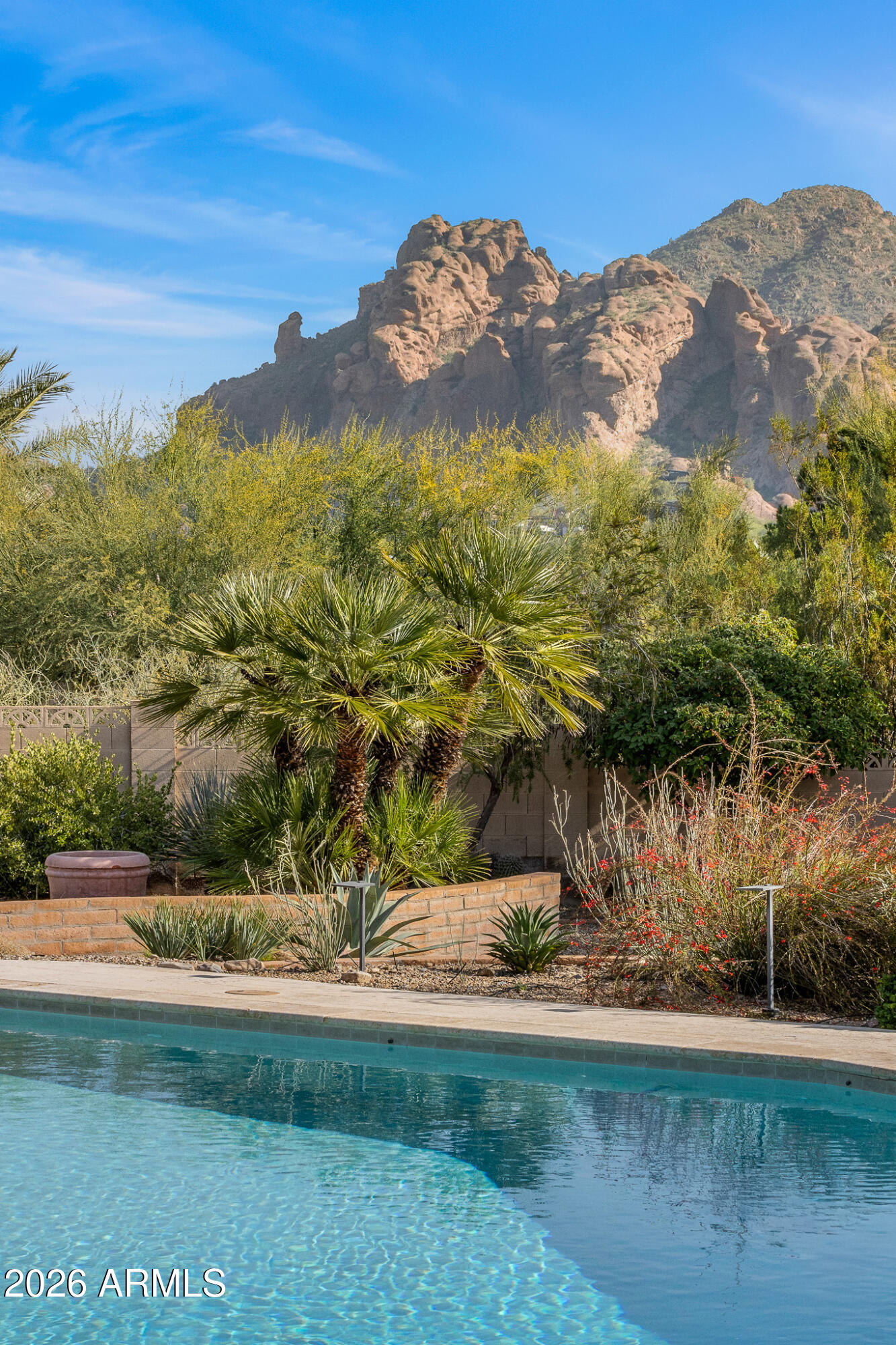 3921 E SAN MIGUEL Avenue