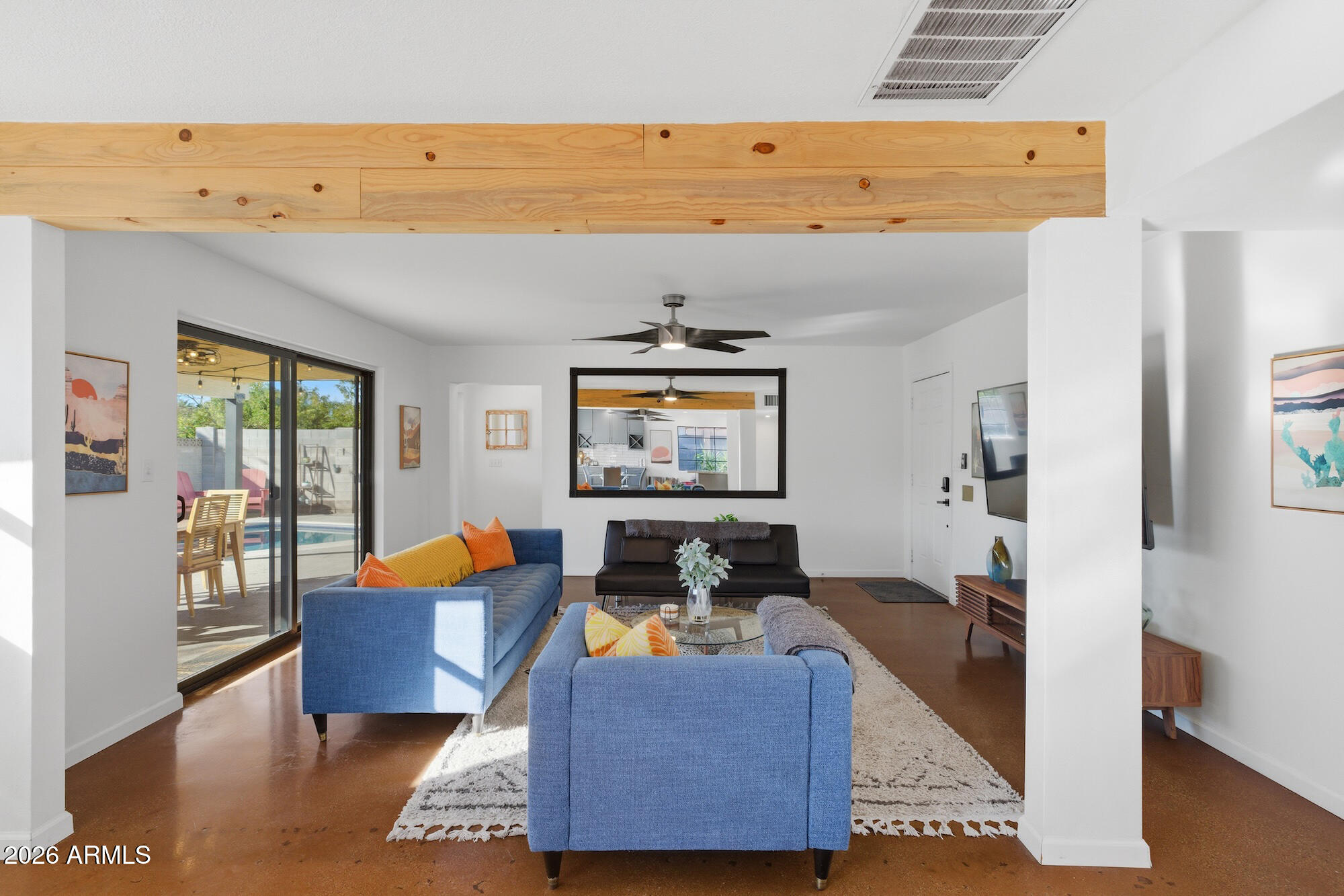 8335 E WELDON Avenue