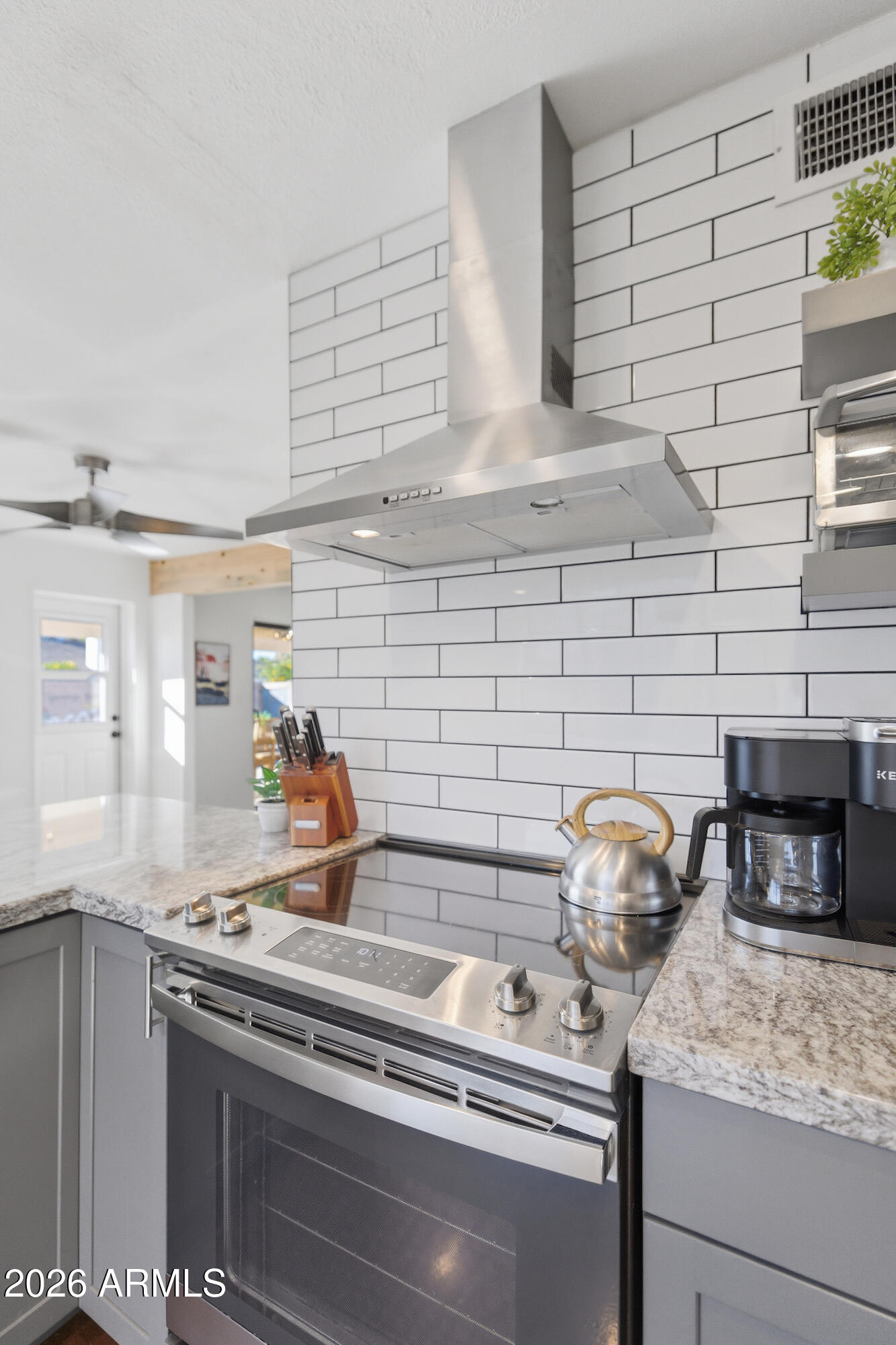 8335 E WELDON Avenue