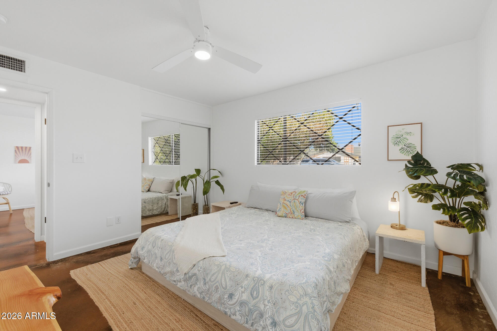 8335 E WELDON Avenue