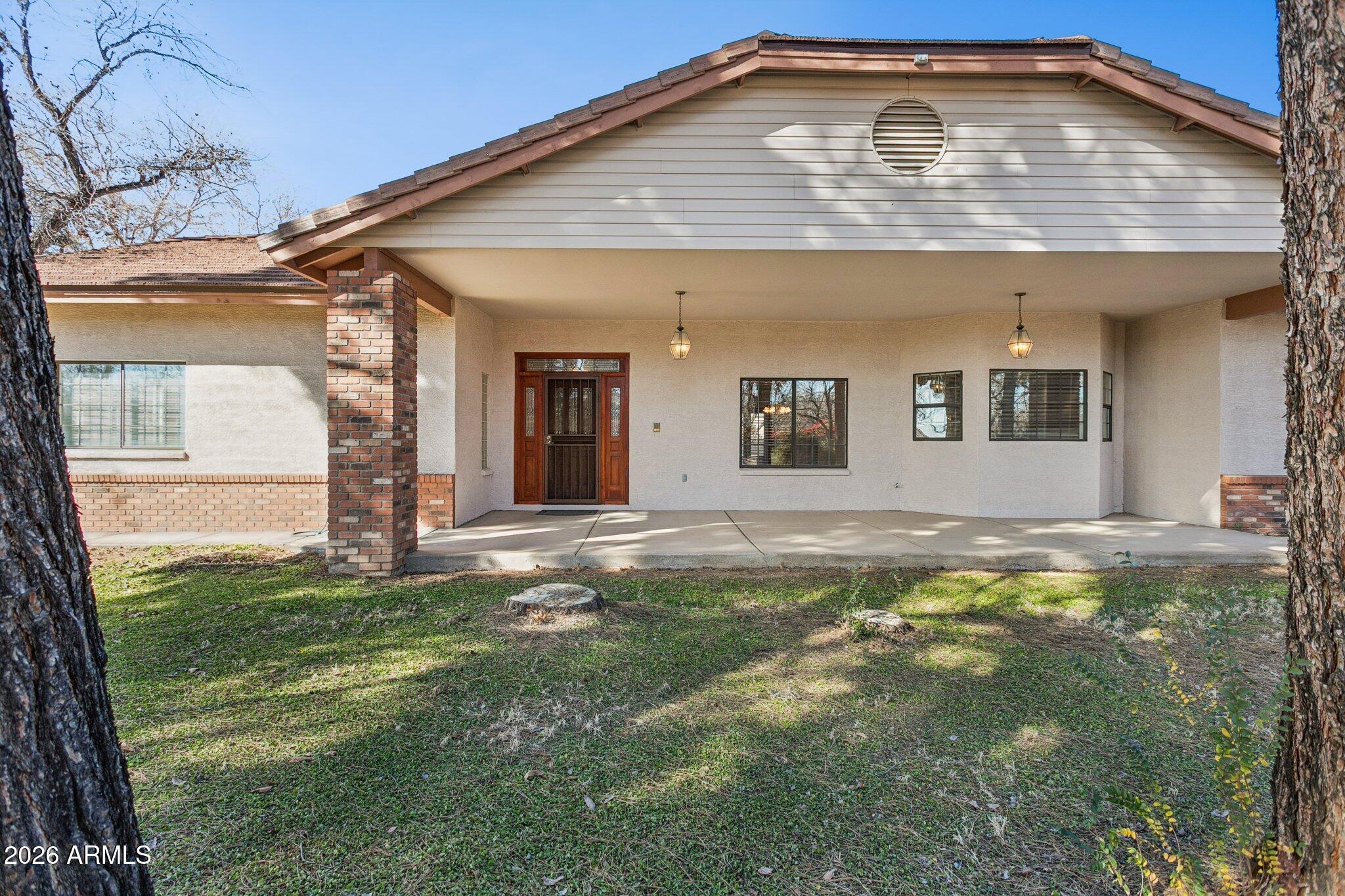 7002 W Surrey Avenue