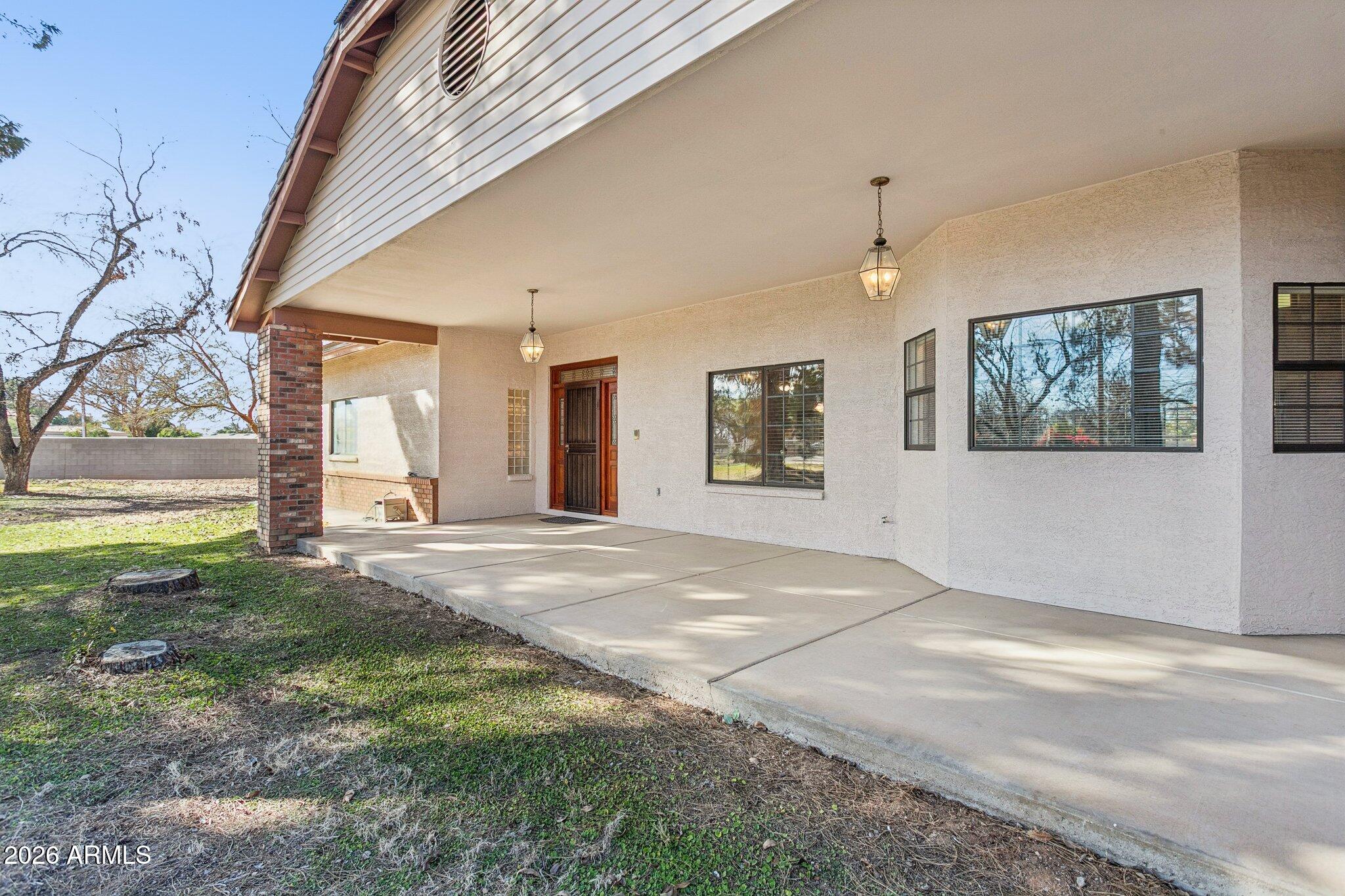 7002 W Surrey Avenue