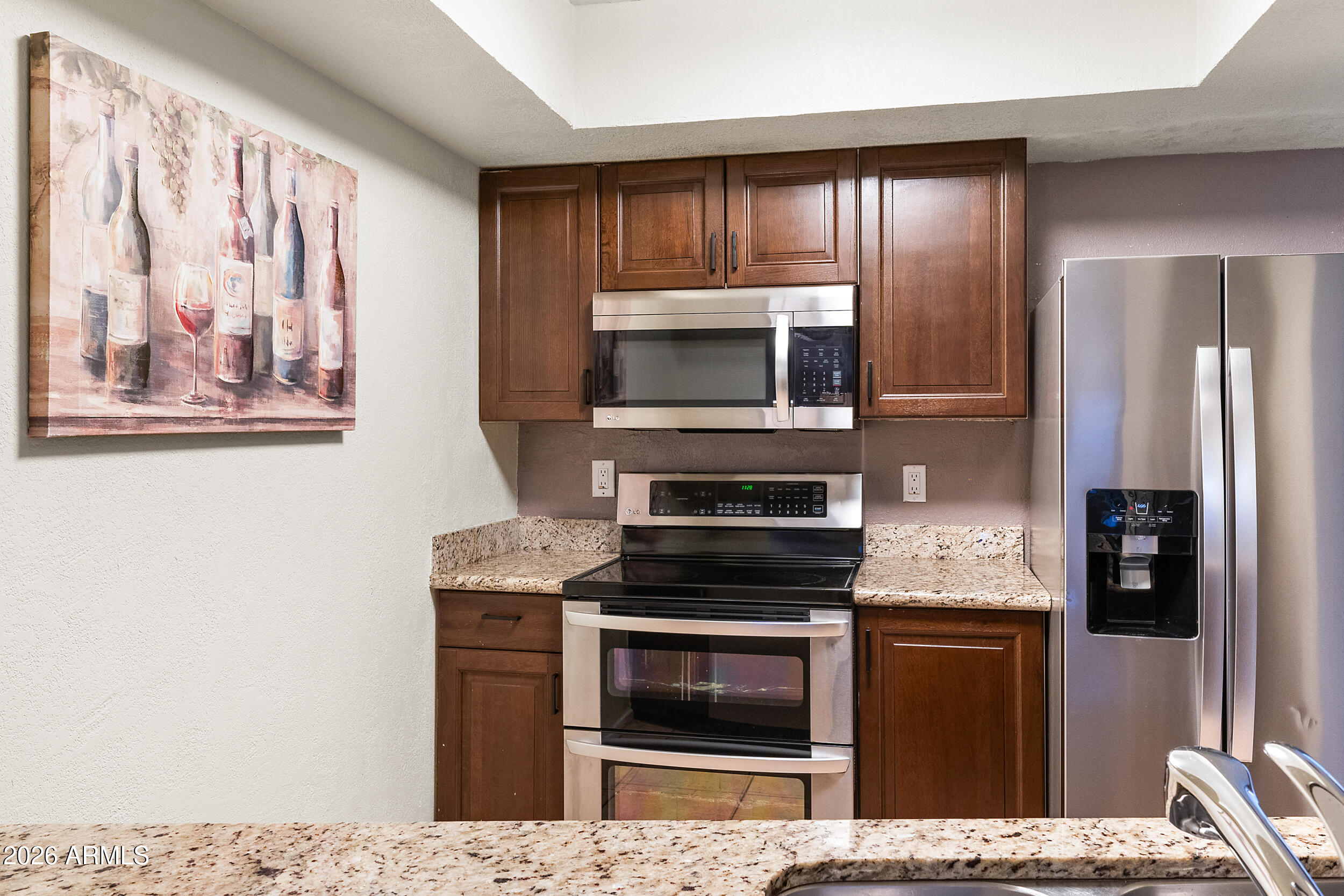 7858 E GLENROSA Avenue