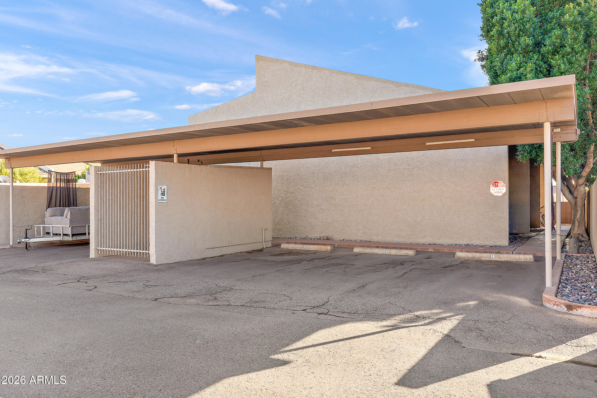 7858 E GLENROSA Avenue