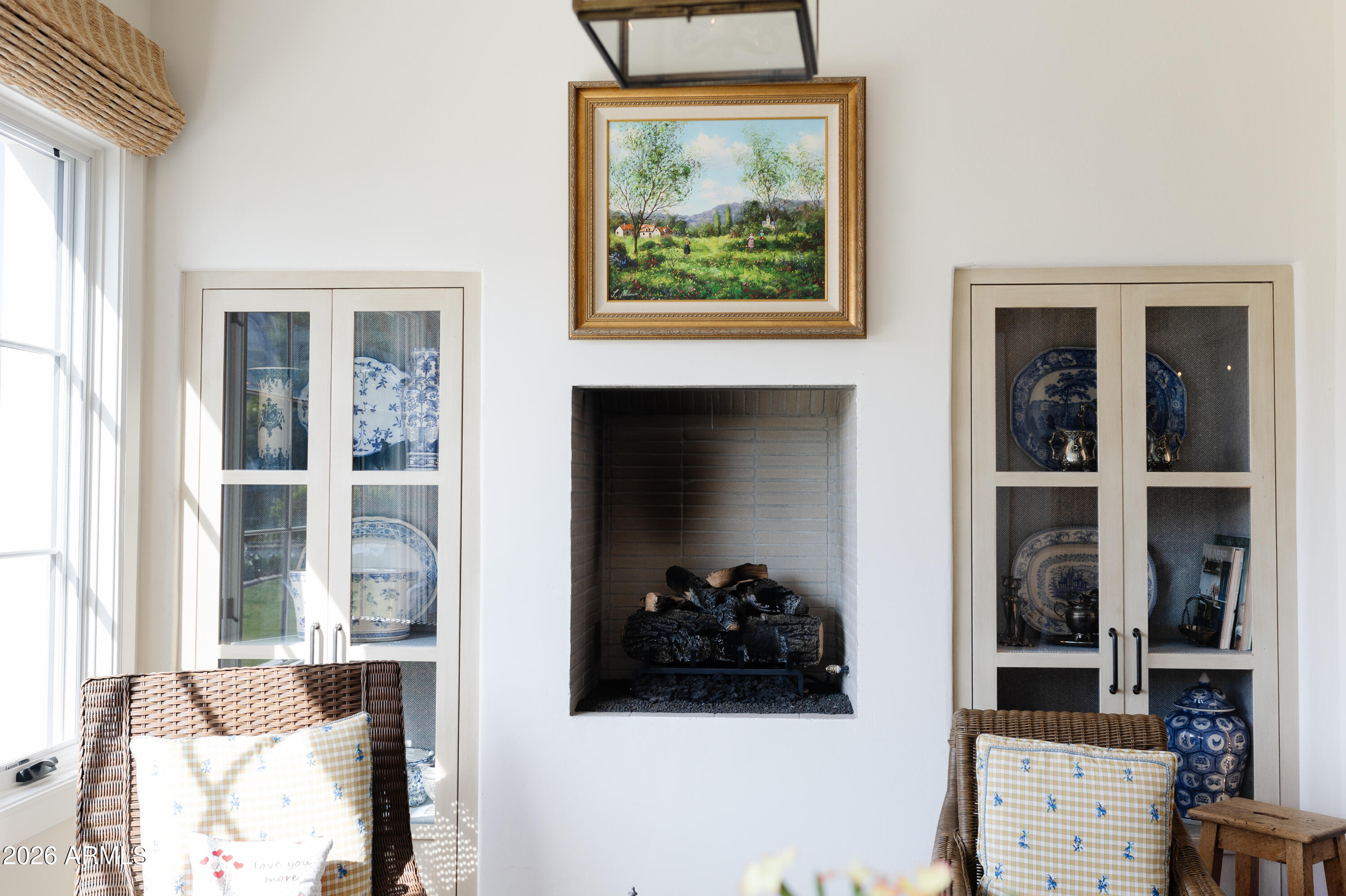 5635 E LINCOLN Drive 60