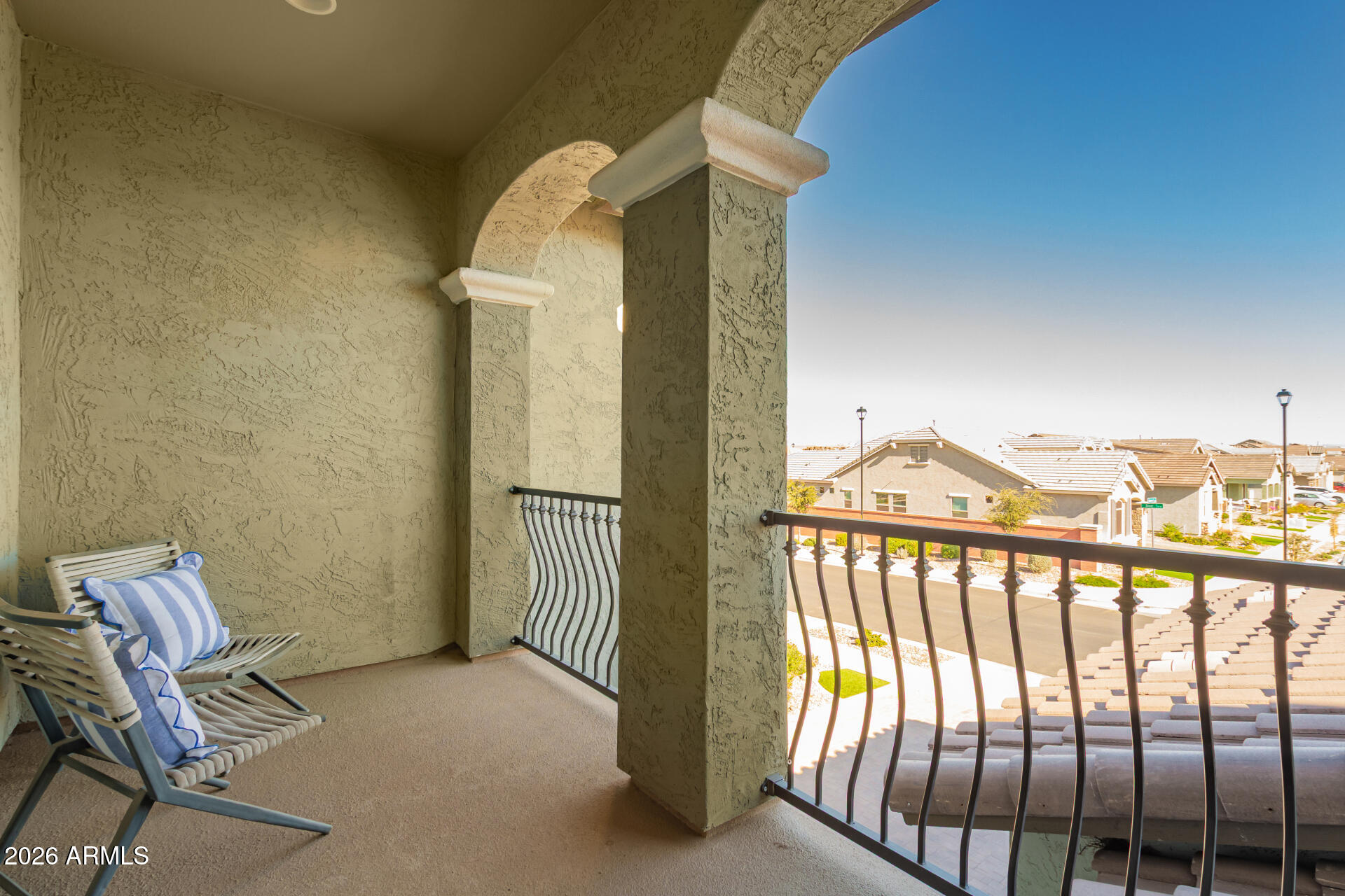 2700 S OLIVER Street