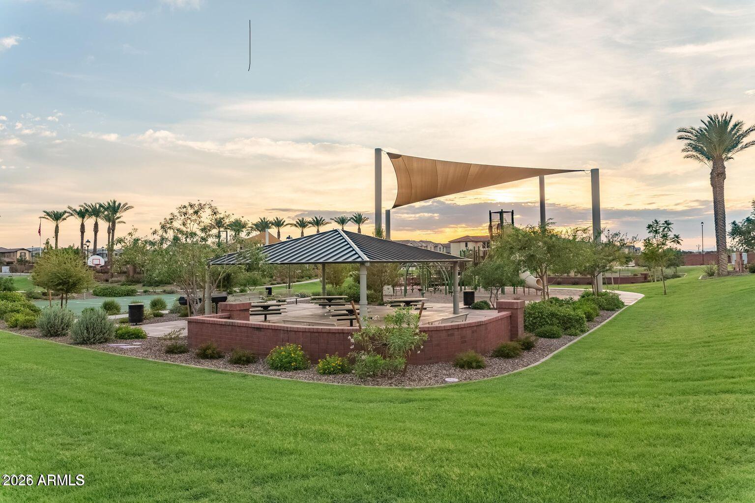 2700 S OLIVER Street