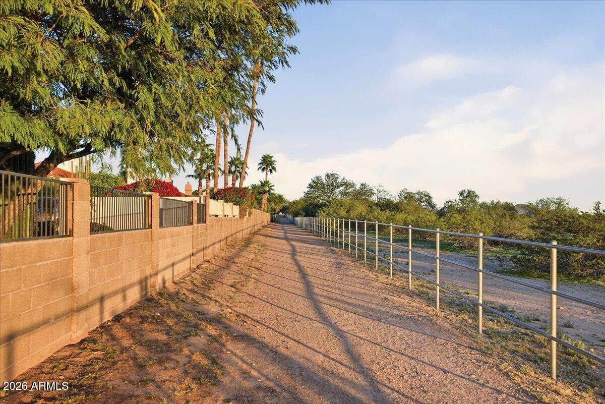 10555 E BELLA VISTA Drive