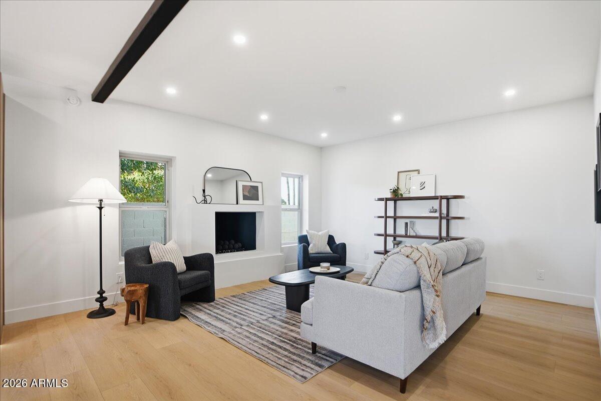 10555 E BELLA VISTA Drive