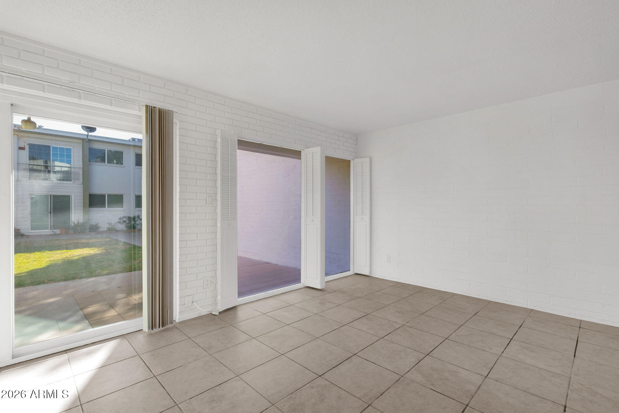 815 N HAYDEN Road B14