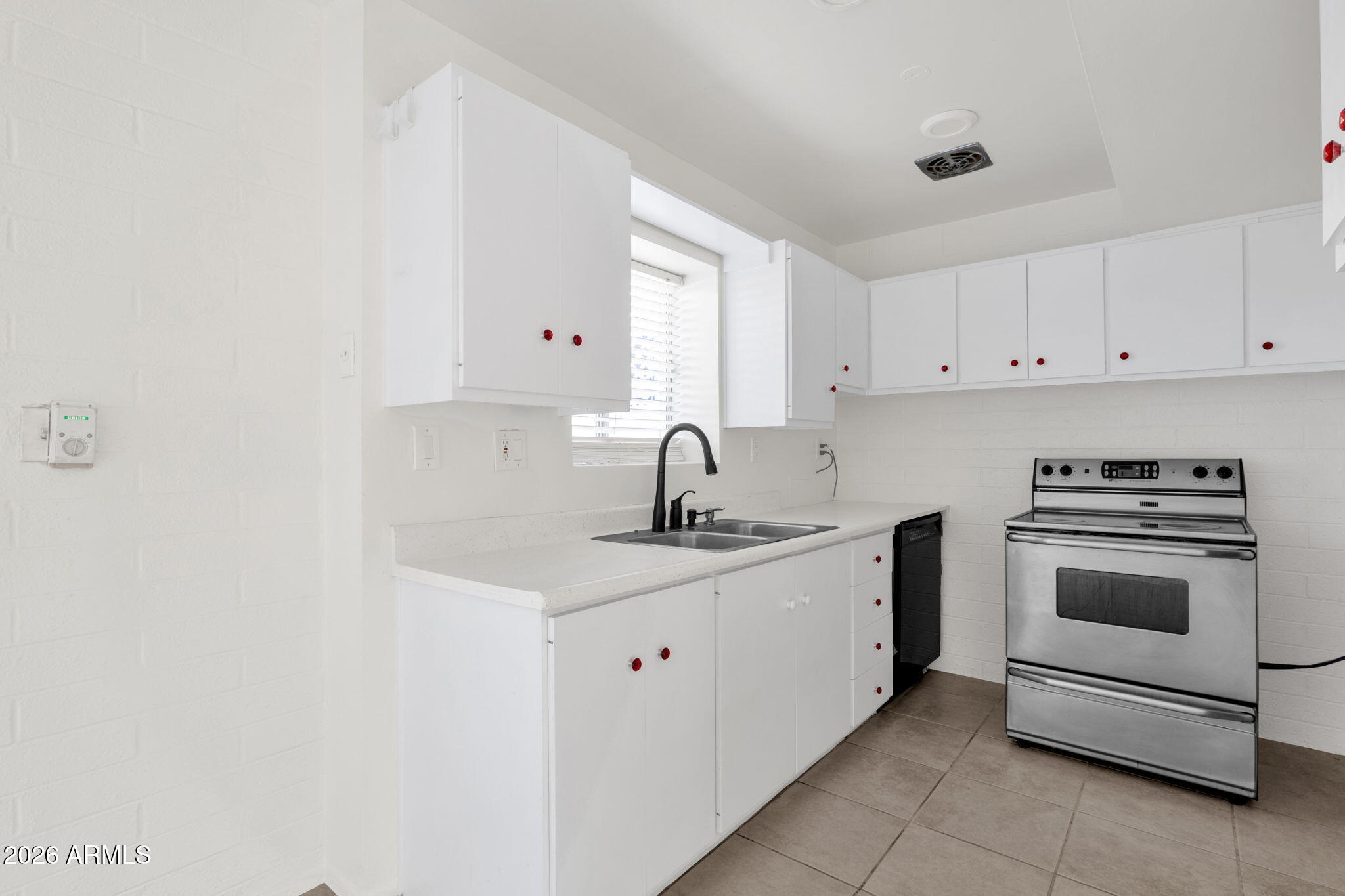 815 N HAYDEN Road B14