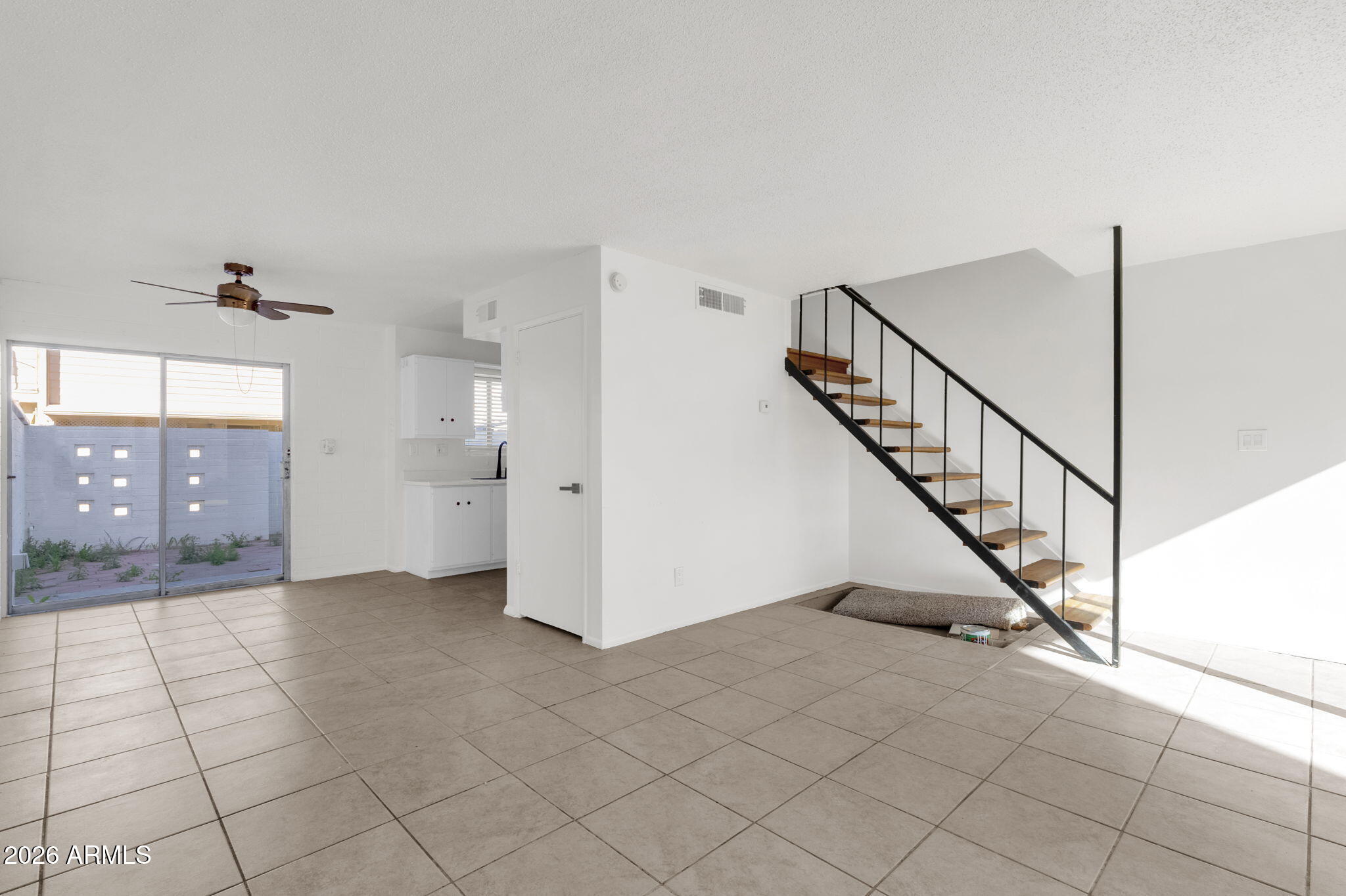 815 N HAYDEN Road B14