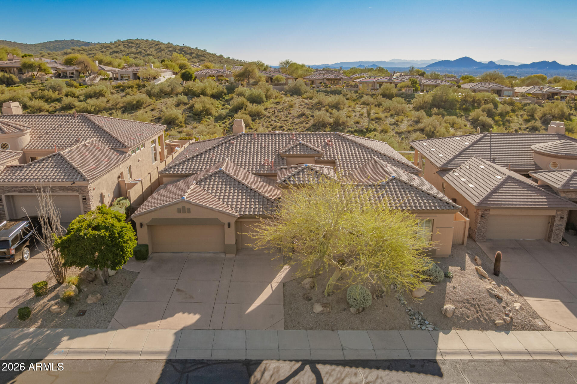 11221 E GREENWAY Road