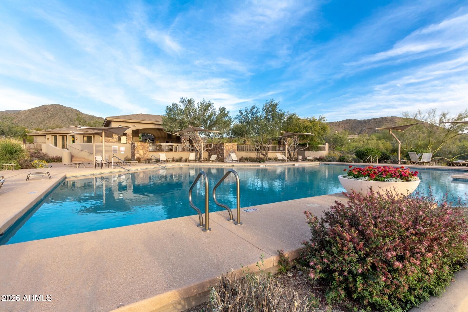 11221 E GREENWAY Road