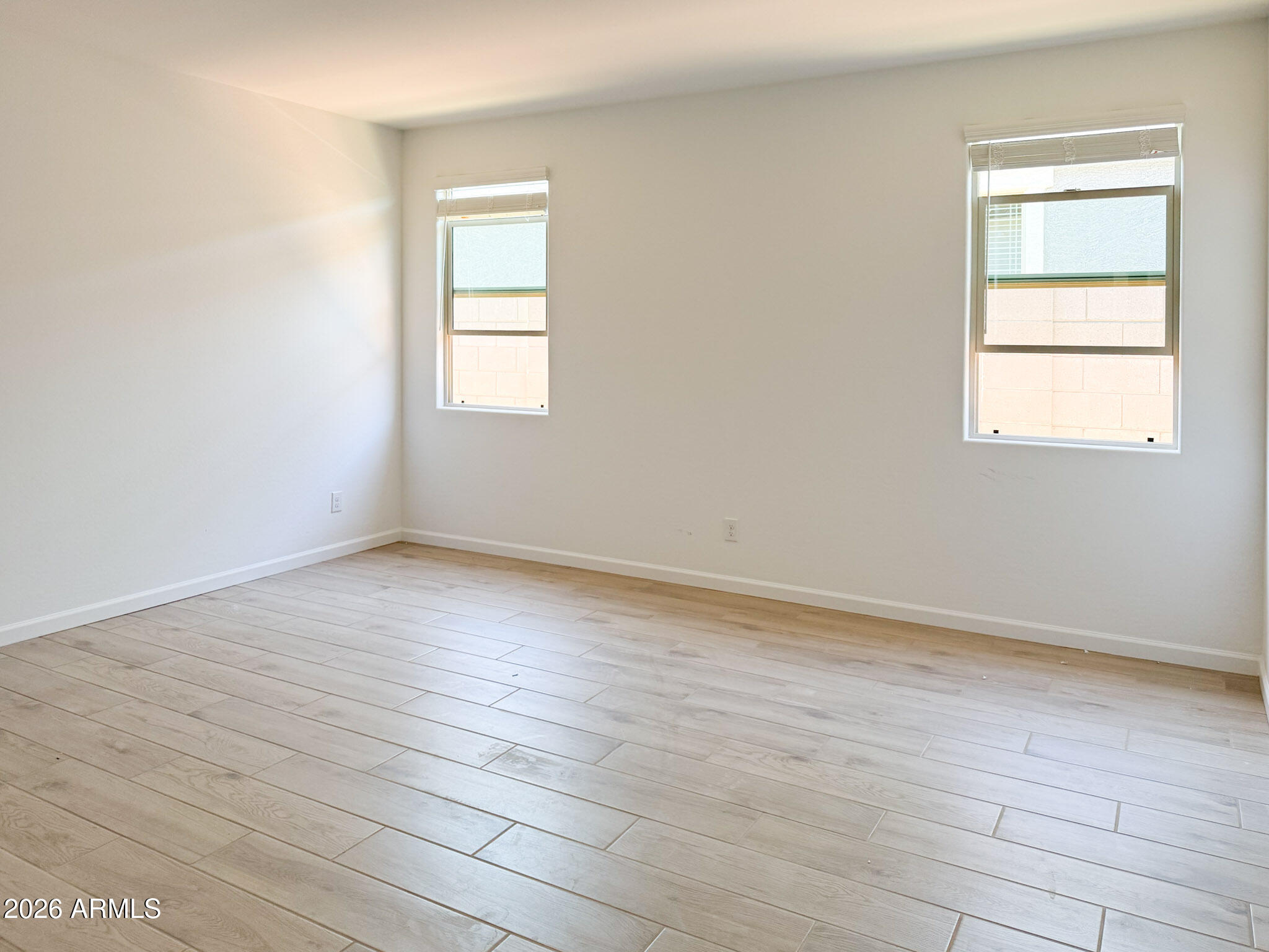 18229 W CAMINO DE ORO
