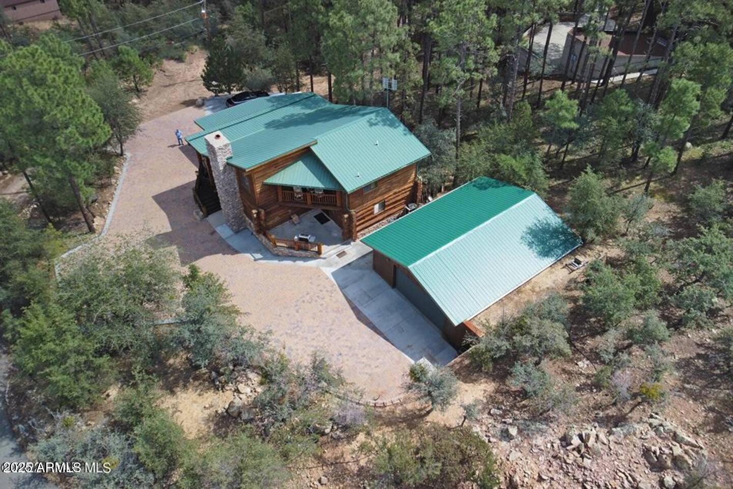 1190 W COUGAR Lane