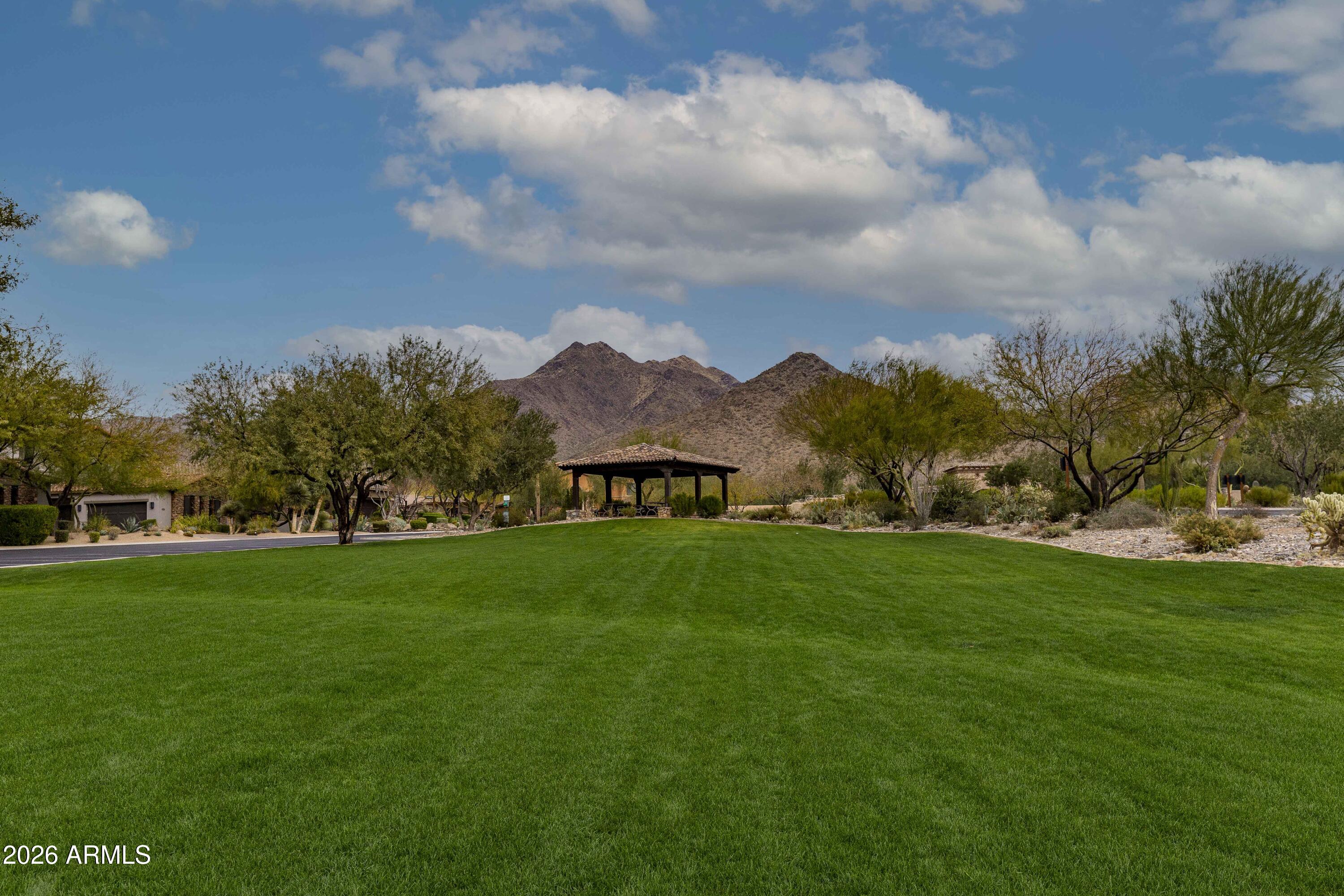 9782 E SOUTH BEND Drive