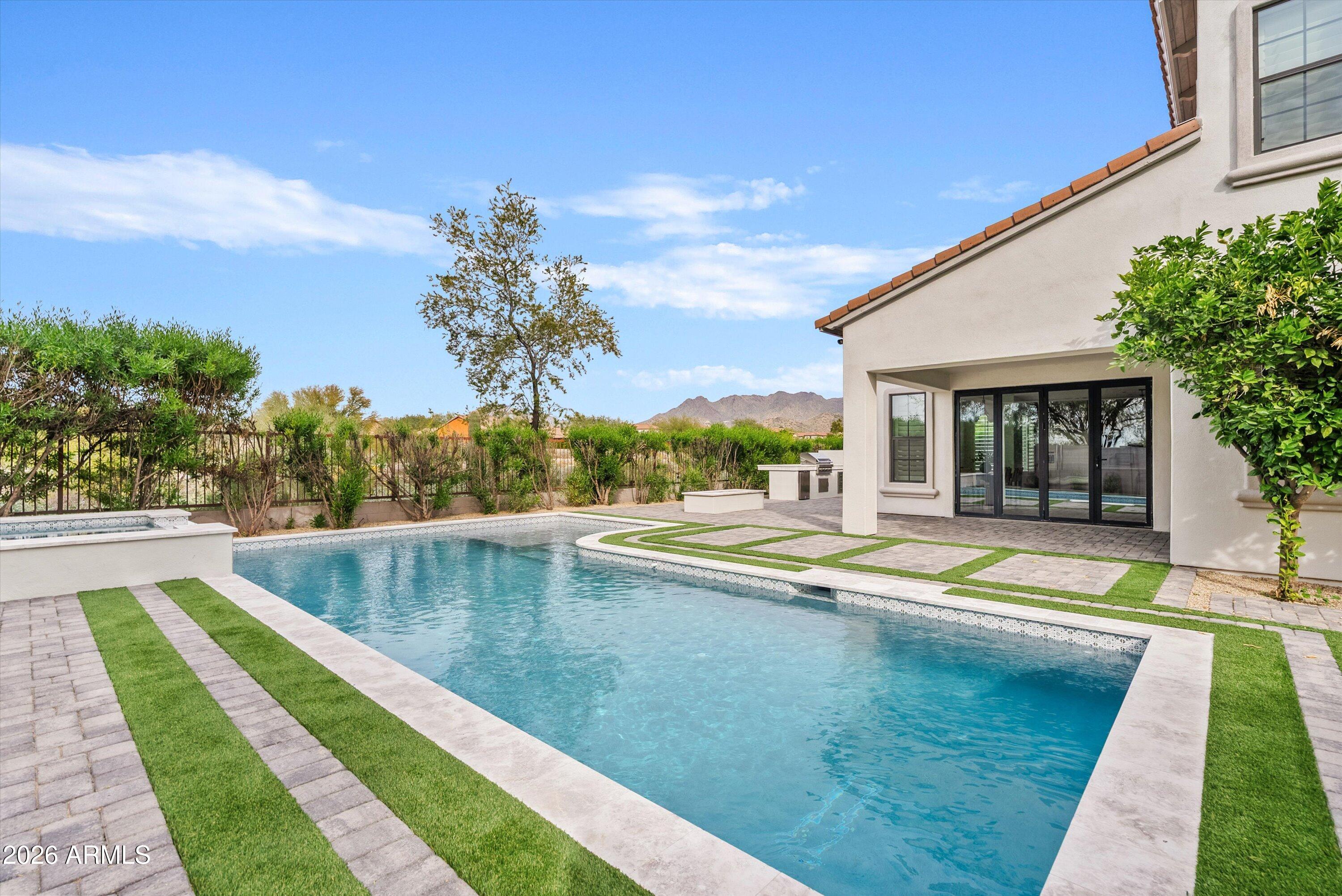 9782 E SOUTH BEND Drive