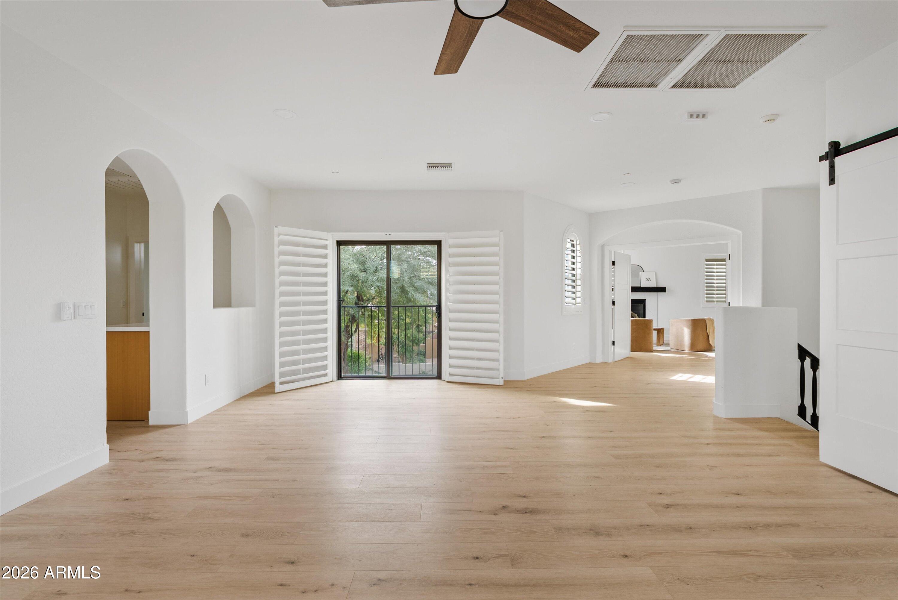 9782 E SOUTH BEND Drive