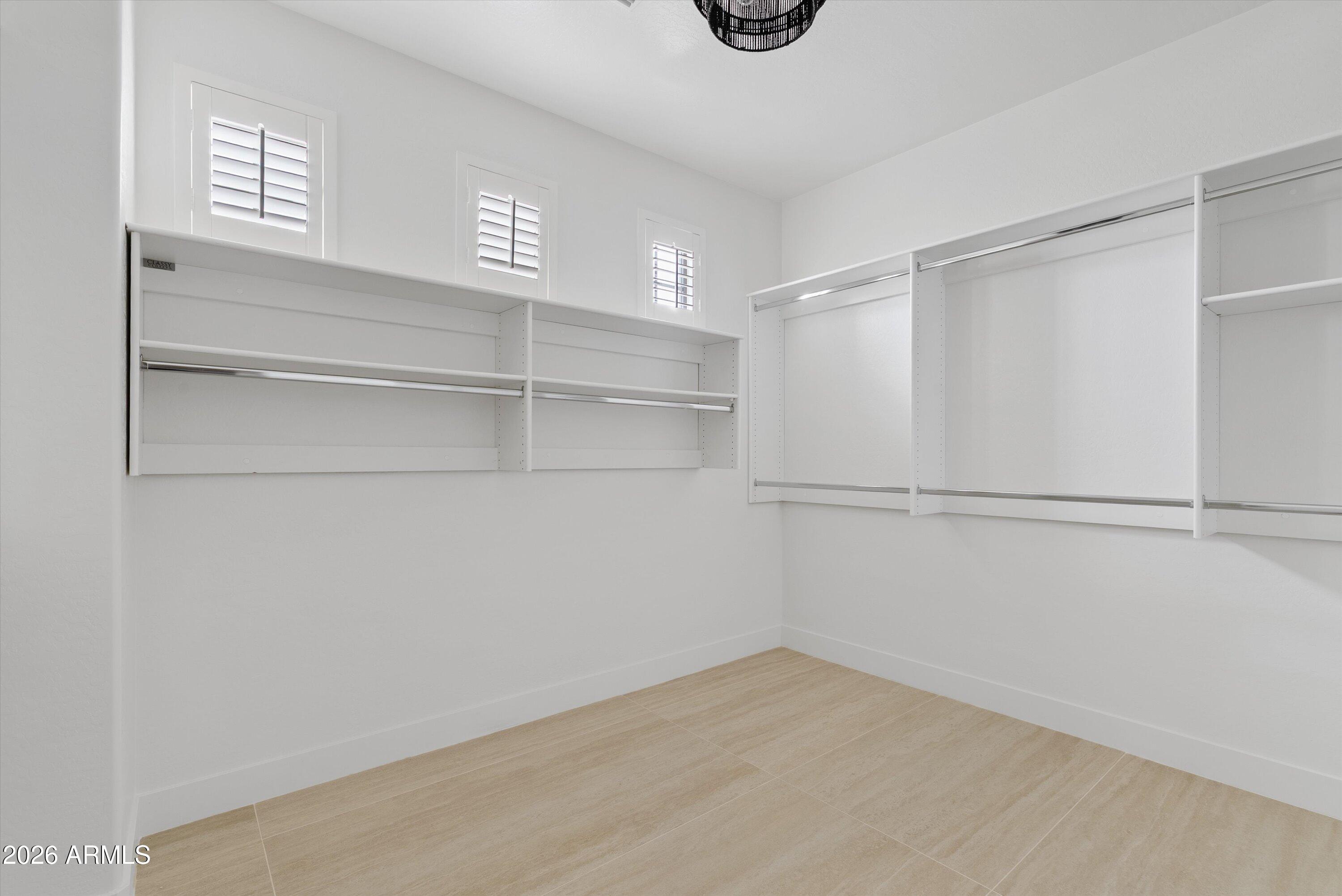 9782 E SOUTH BEND Drive