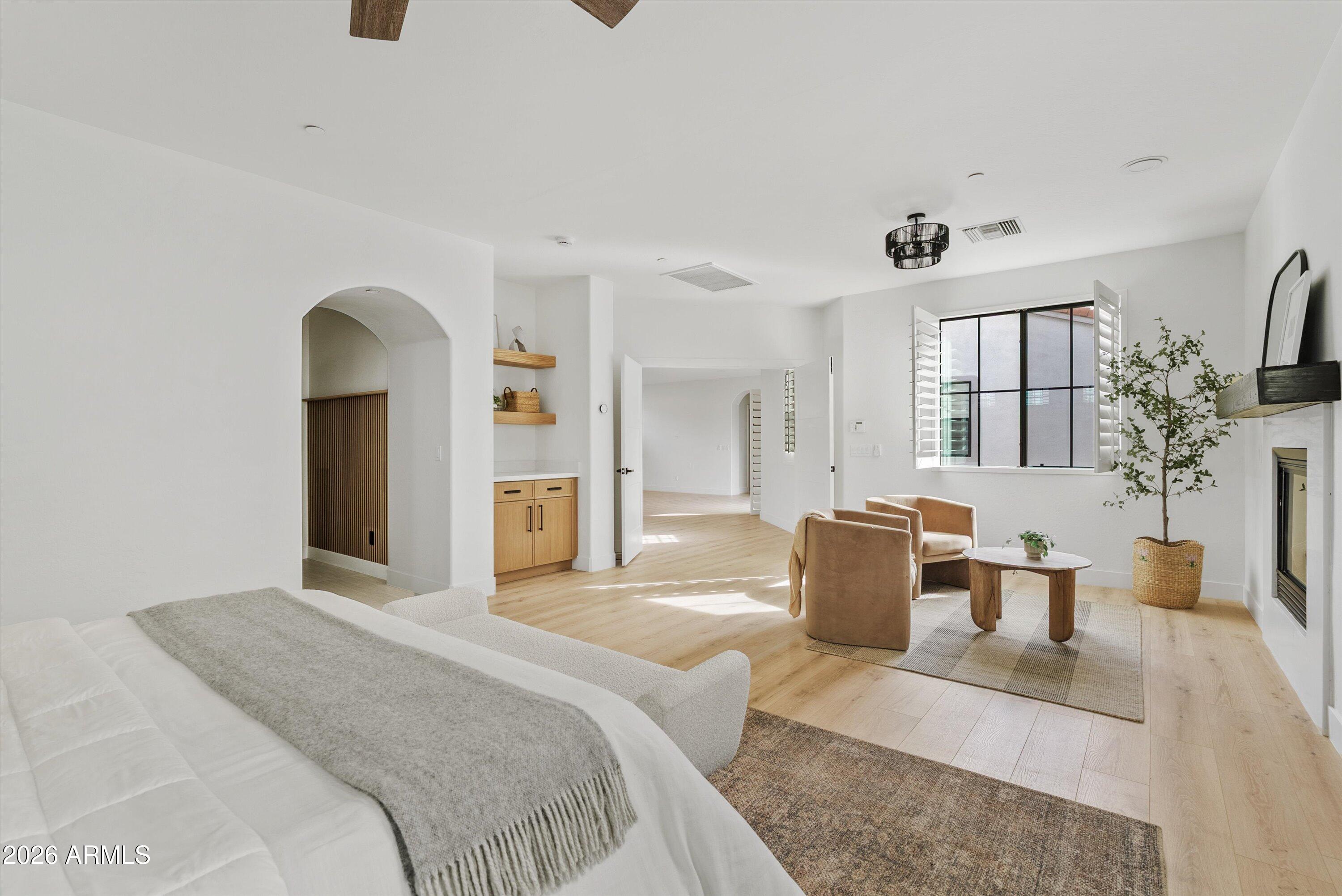 9782 E SOUTH BEND Drive