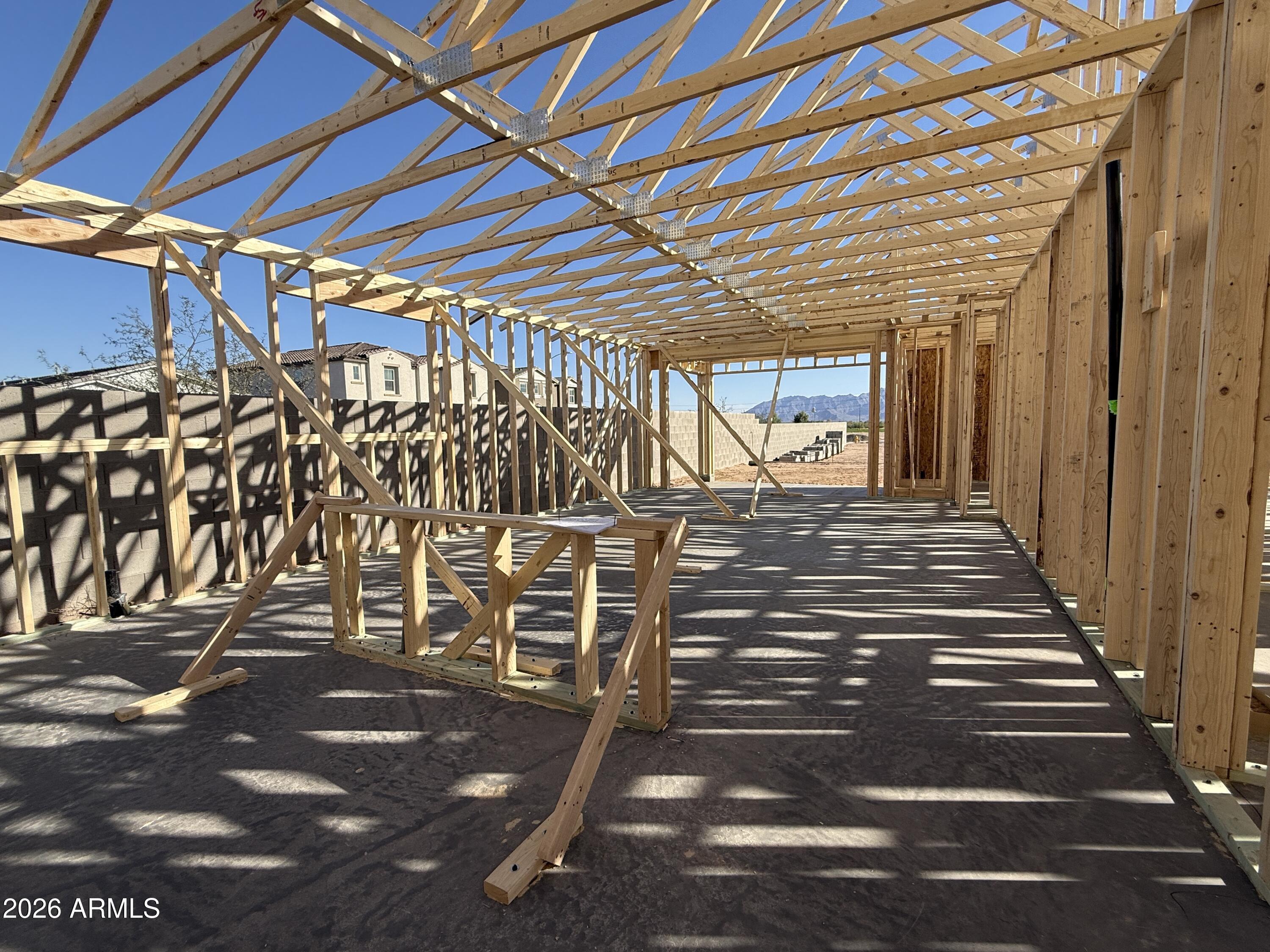 9521 W TAMARISK Avenue