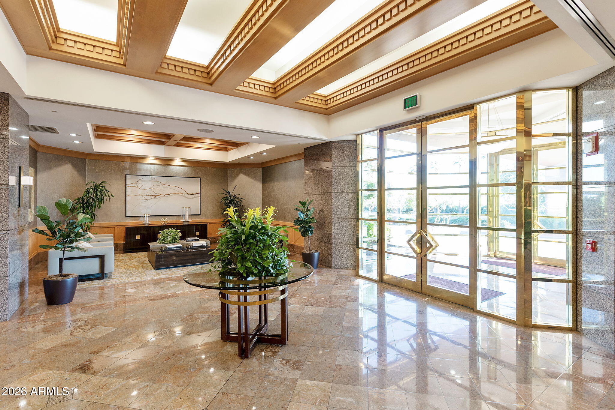 1040 E OSBORN Road 601