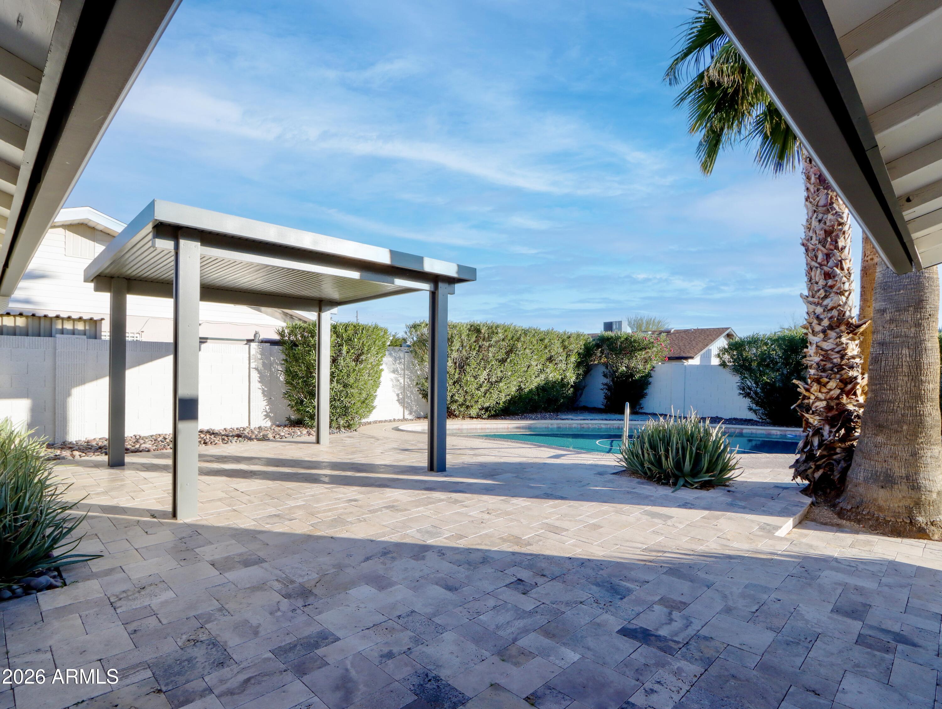 8721 E MULBERRY Street