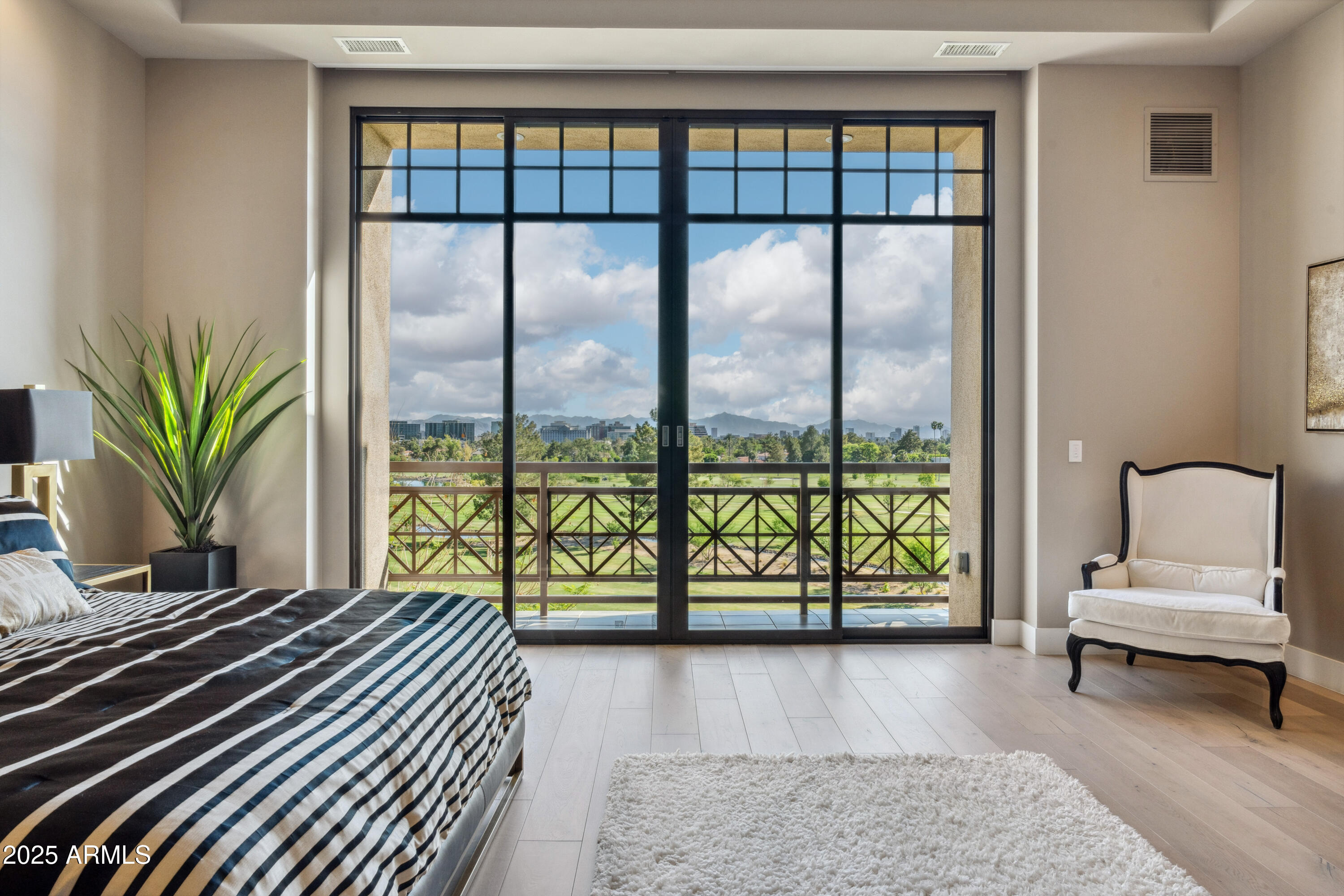 2 BILTMORE Estate 309