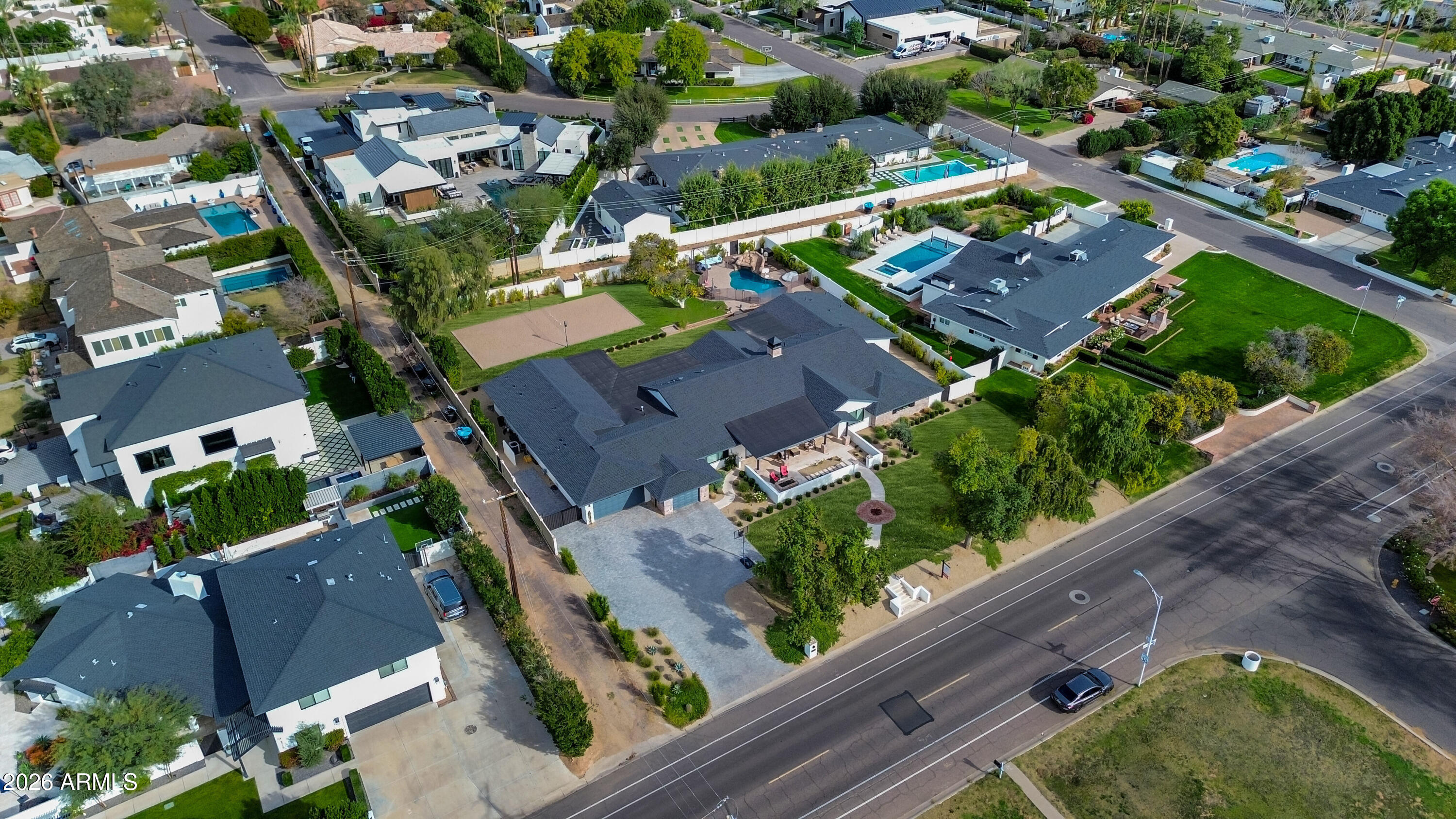 5714 E LAFAYETTE Boulevard