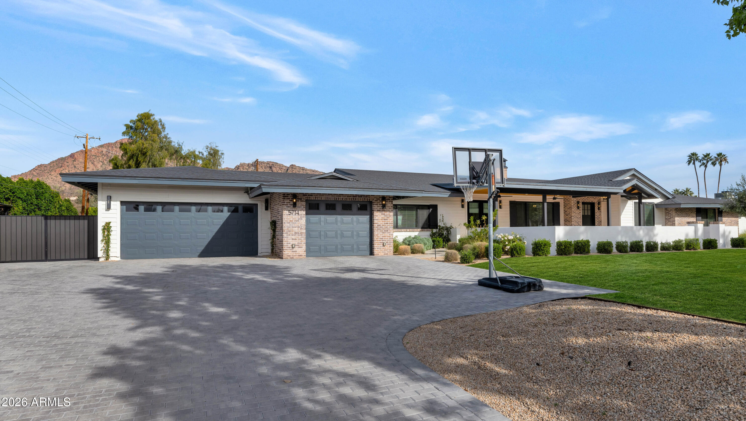 5714 E LAFAYETTE Boulevard