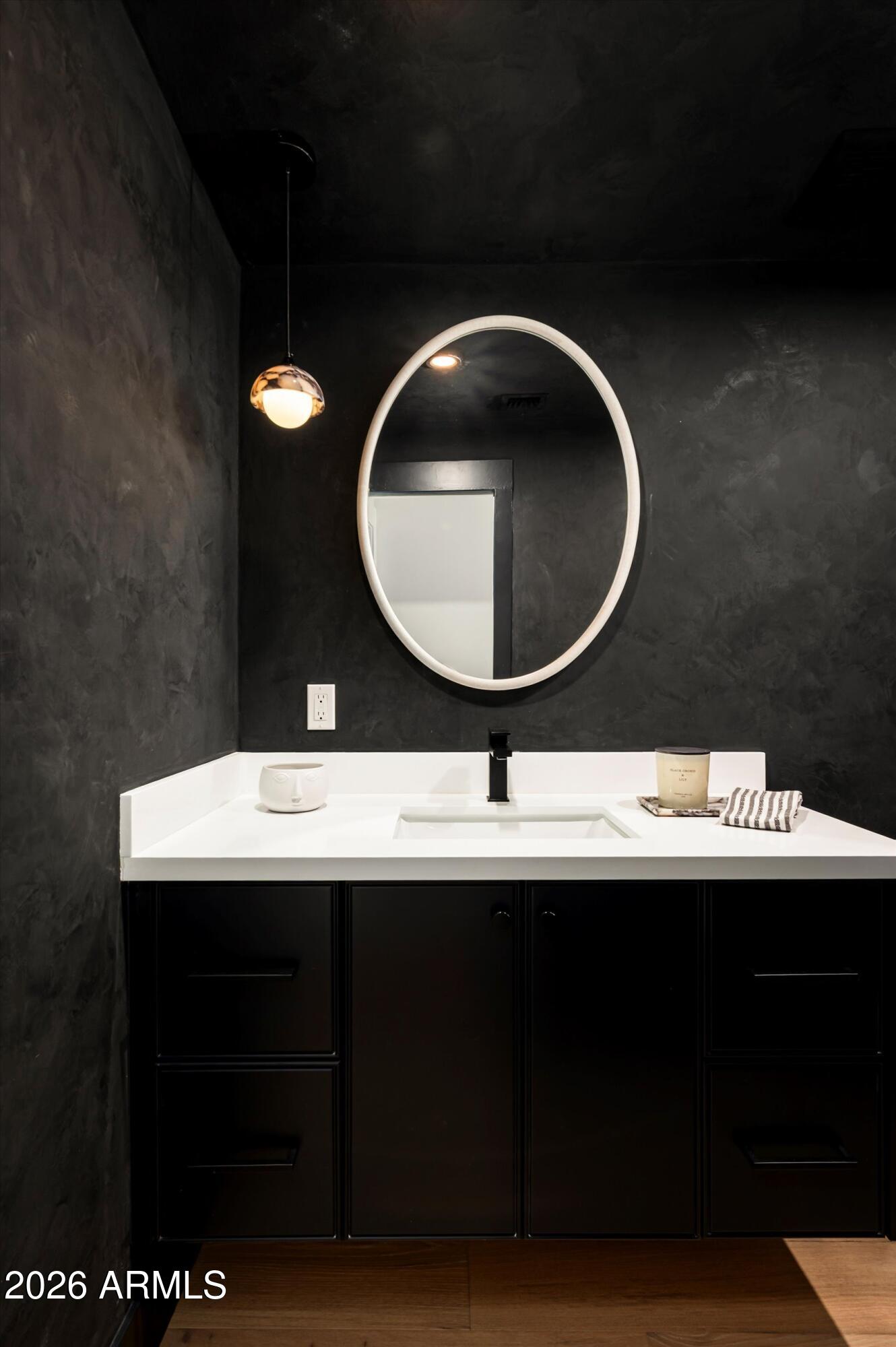 3612 E PIERSON Street