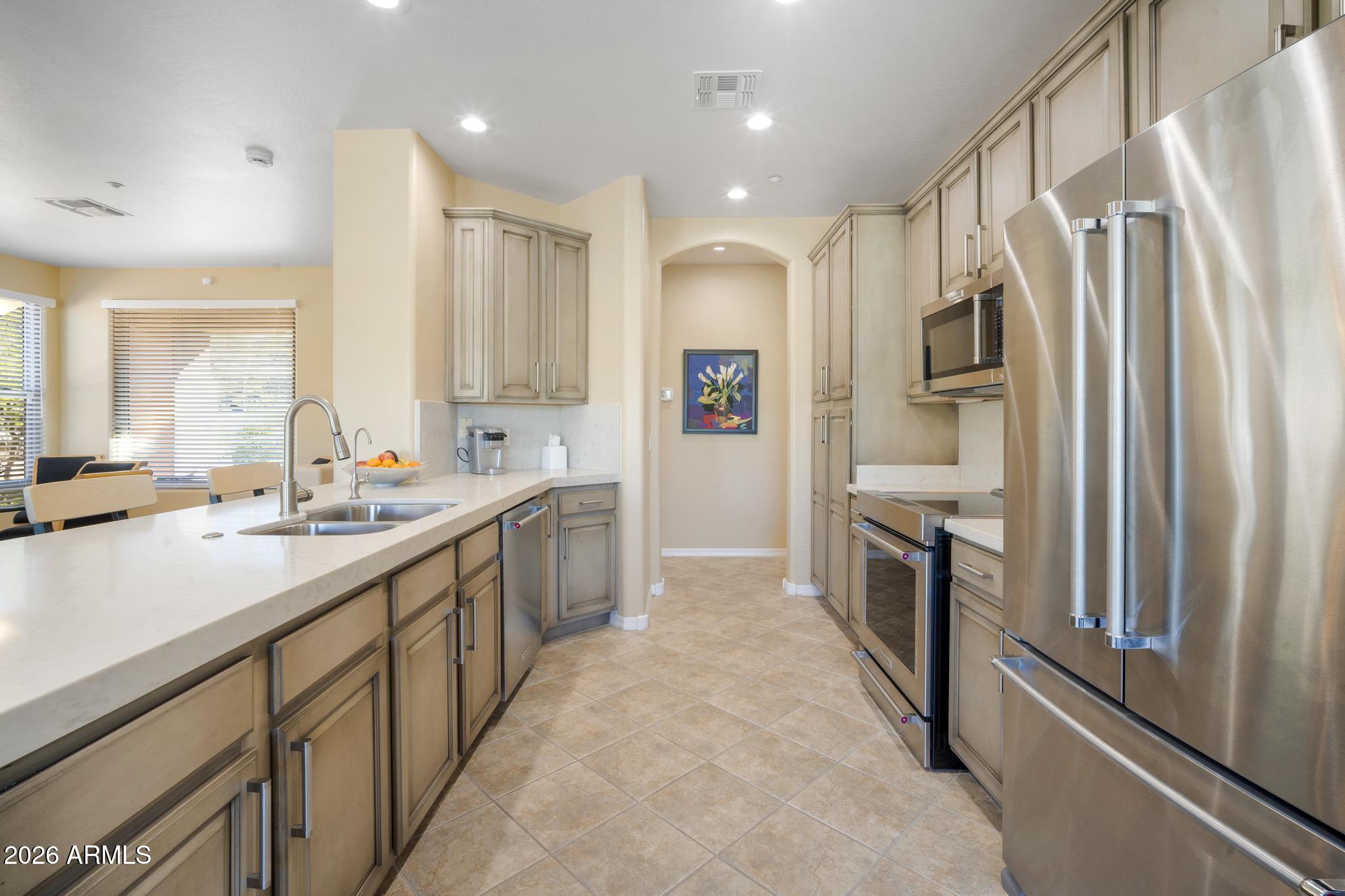 11448 E RAINTREE Drive