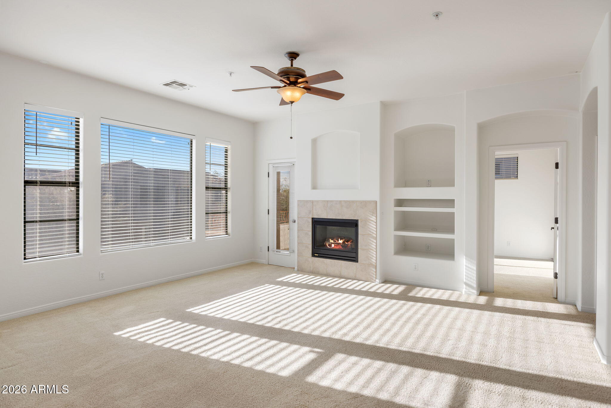 19550 N GRAYHAWK Drive 2011