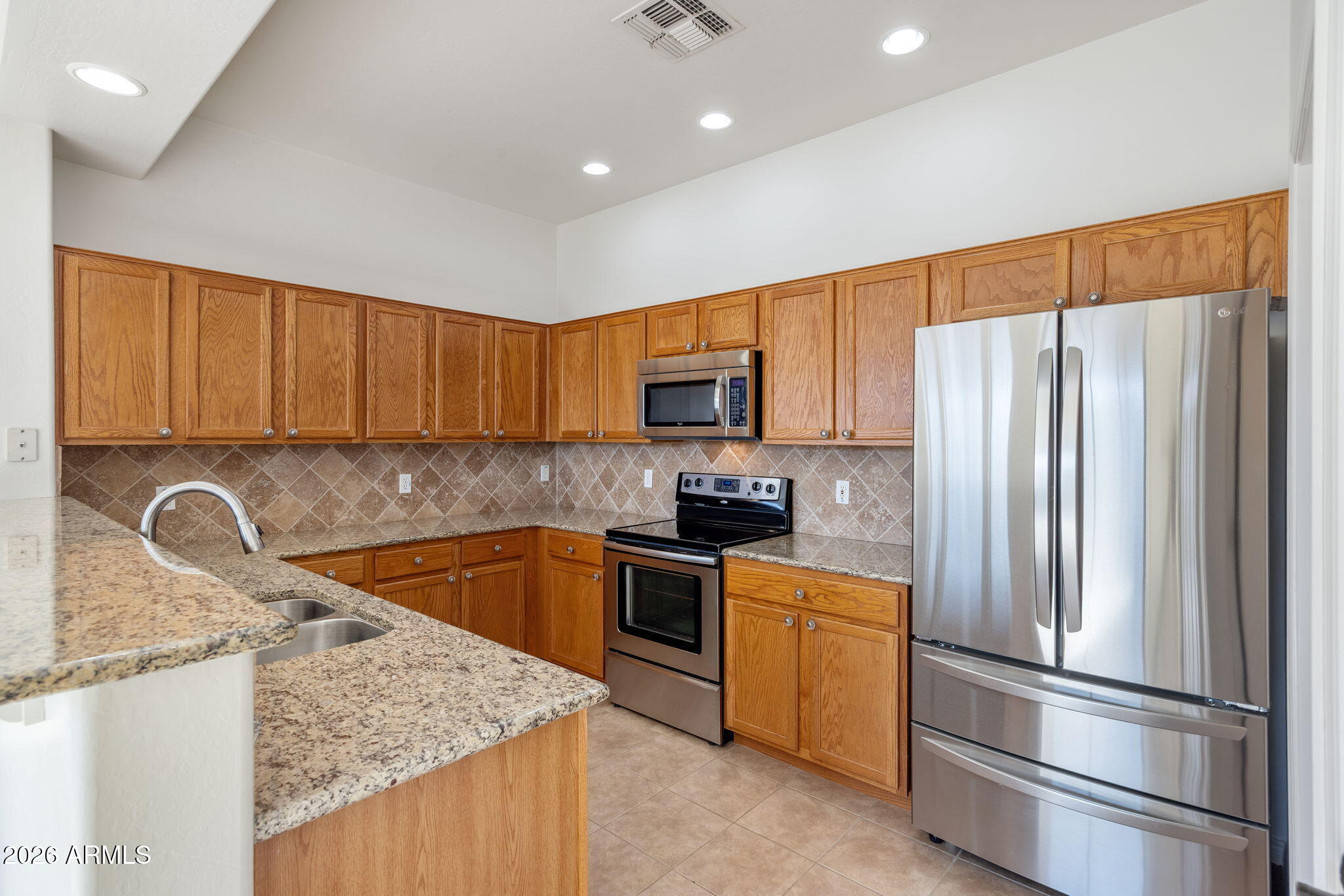 19550 N GRAYHAWK Drive 2011