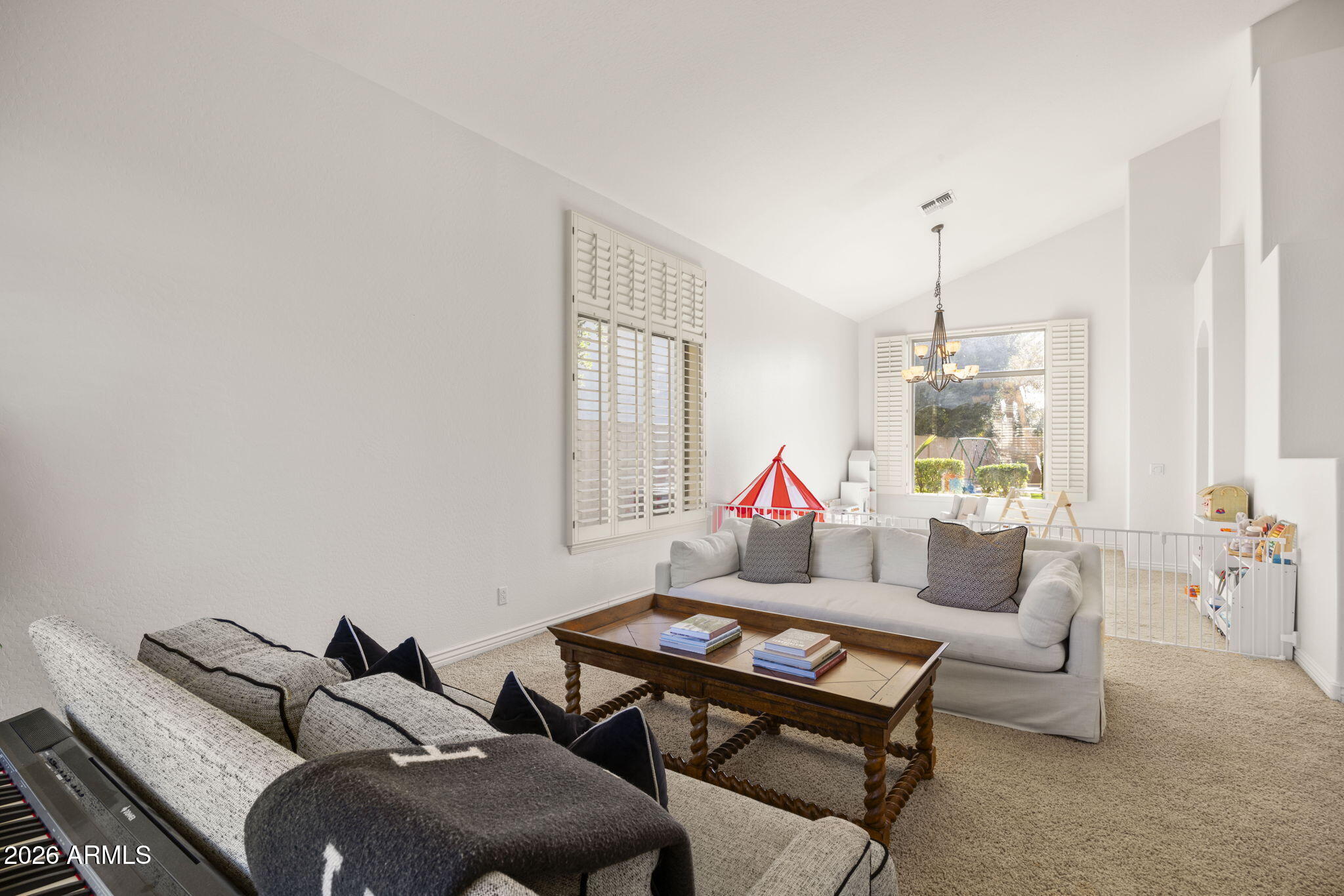 1631 W PRESCOTT Drive