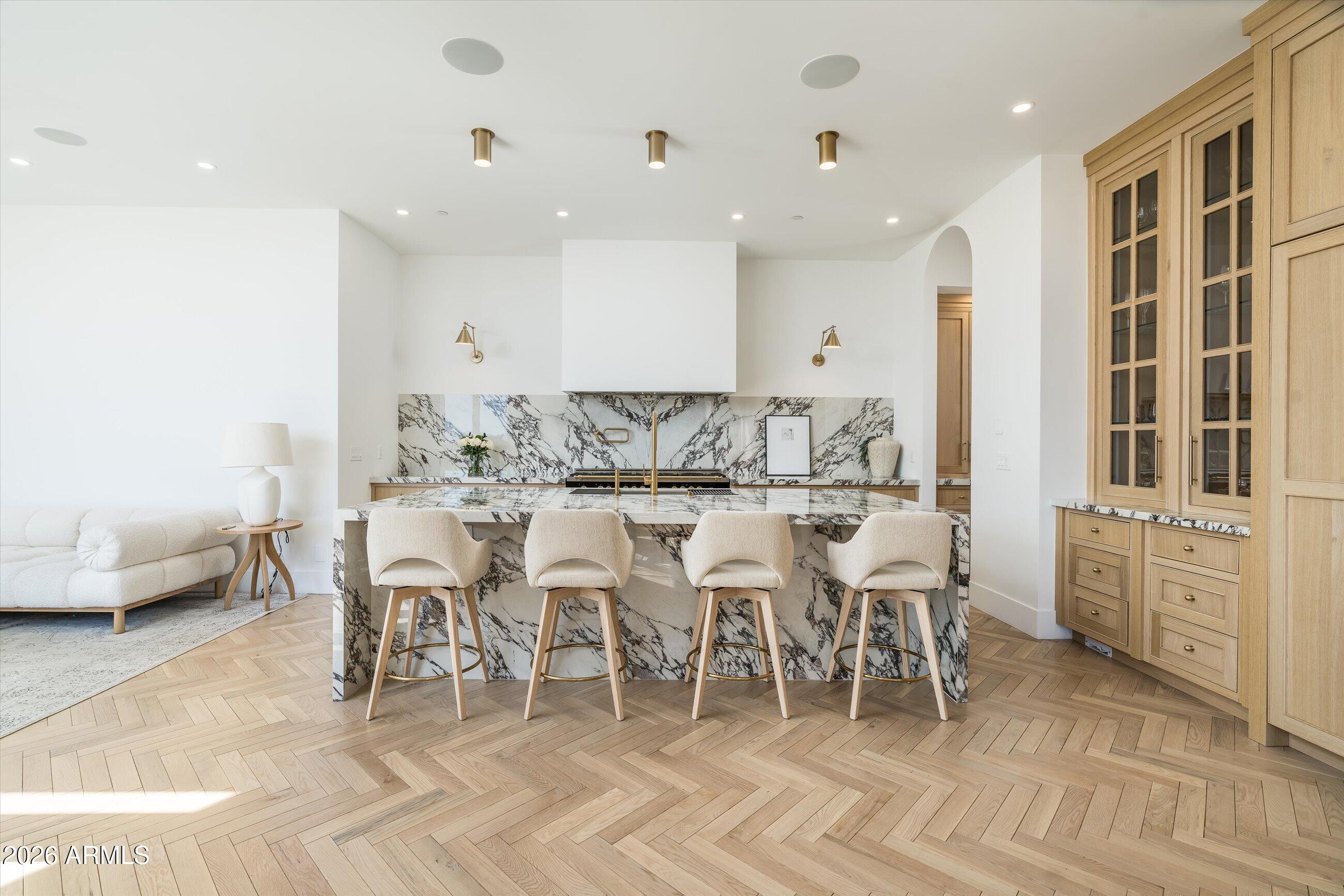54 W PALM Lane 54