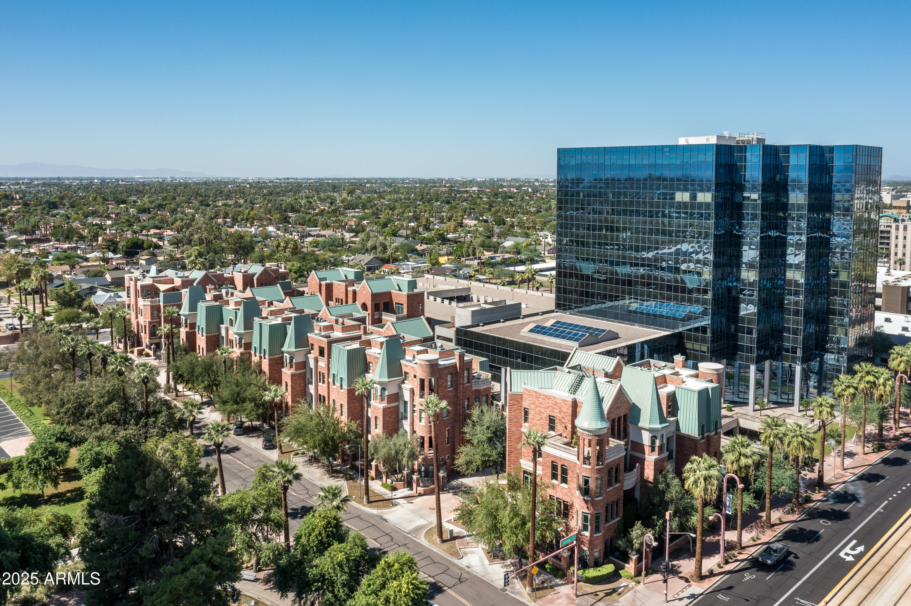 54 W PALM Lane 54