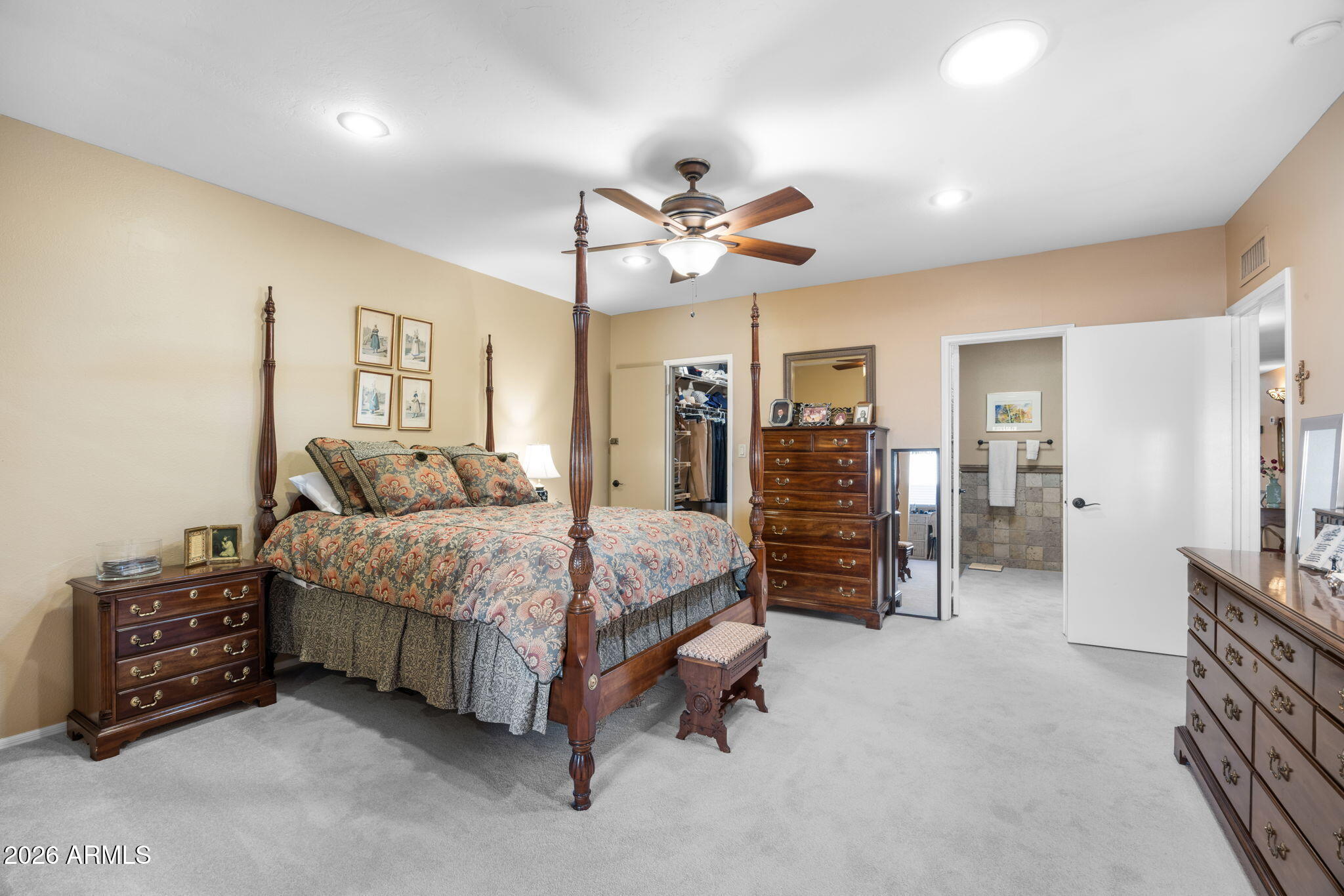 8760 E VIA DE SERENO