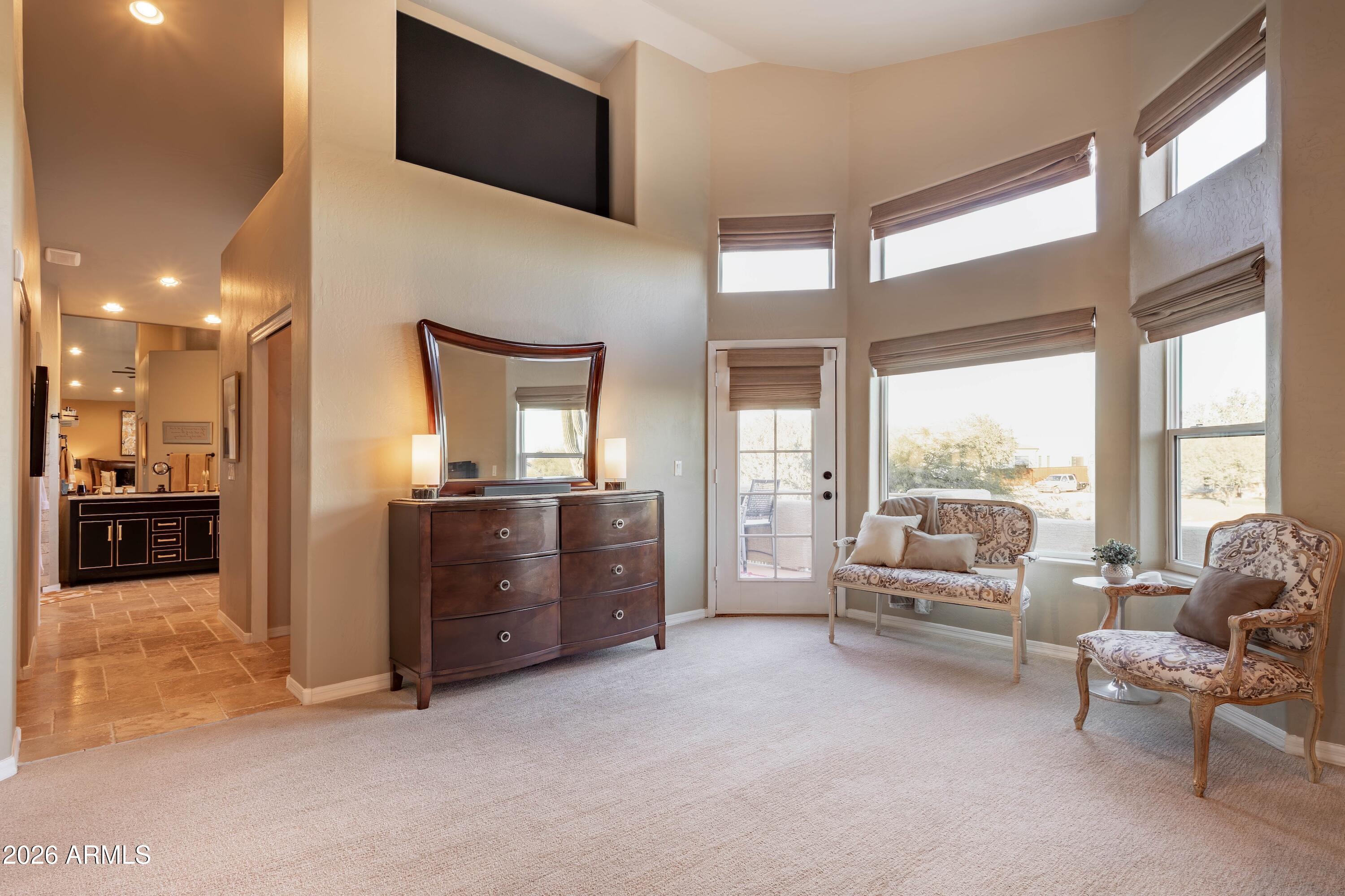 4727 E RANCHO CALIENTE Drive