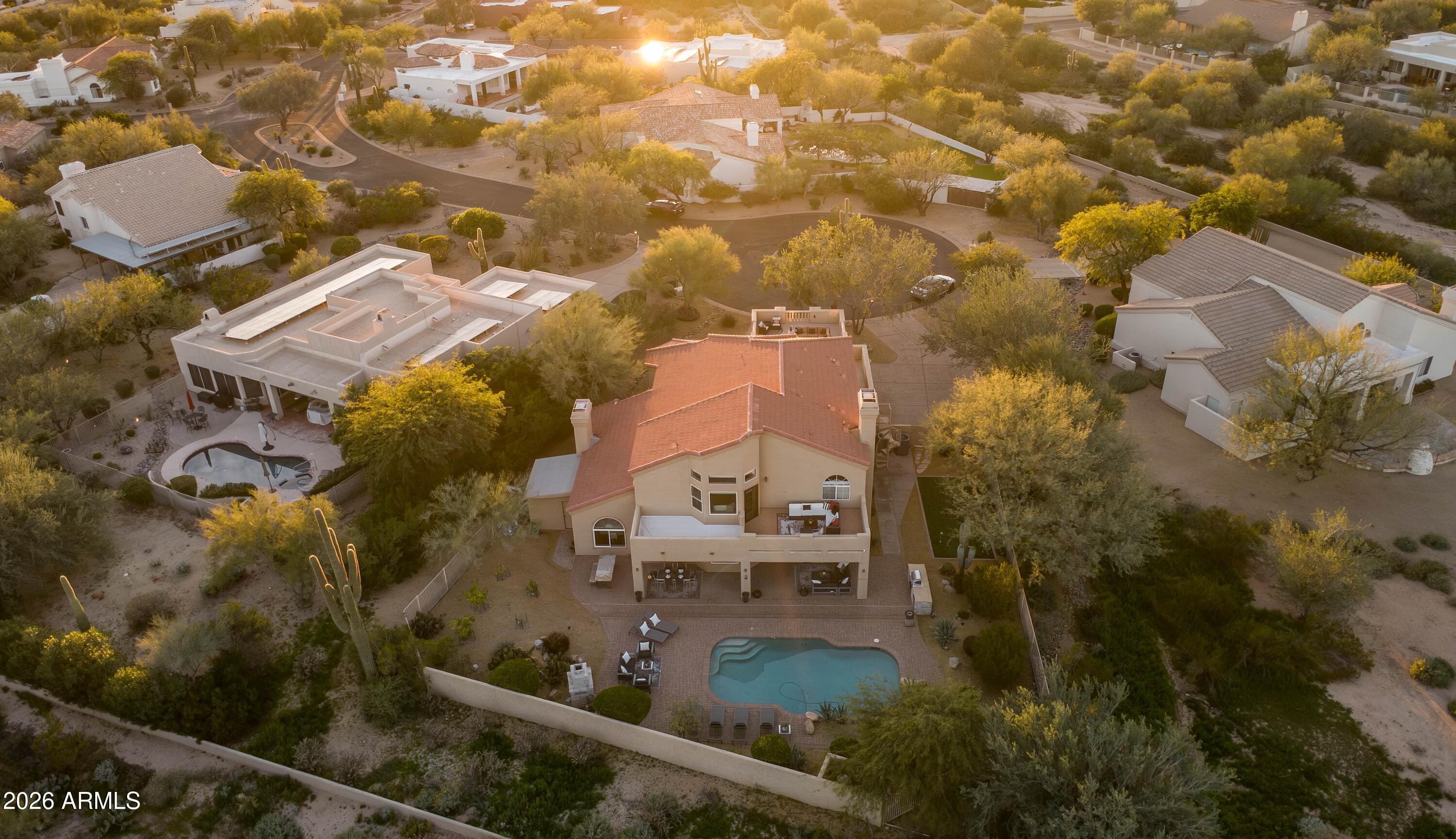 4727 E RANCHO CALIENTE Drive