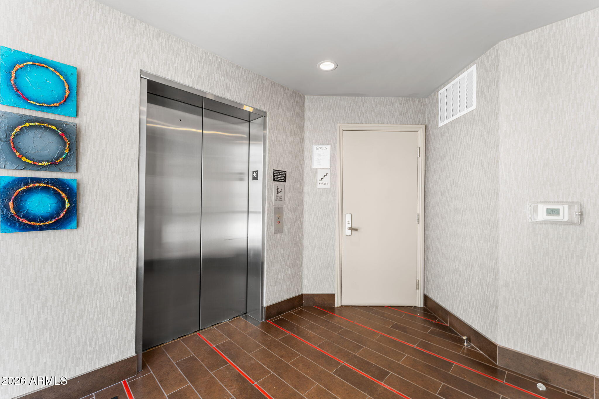 7039 E MAIN Street A206