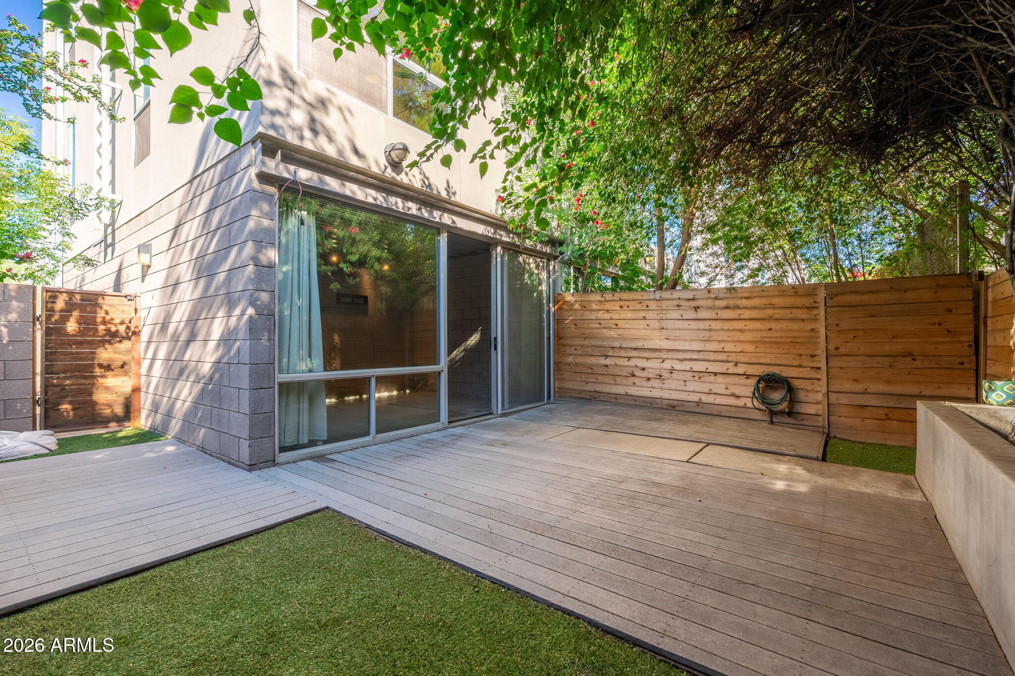 727 E PORTLAND Street 6